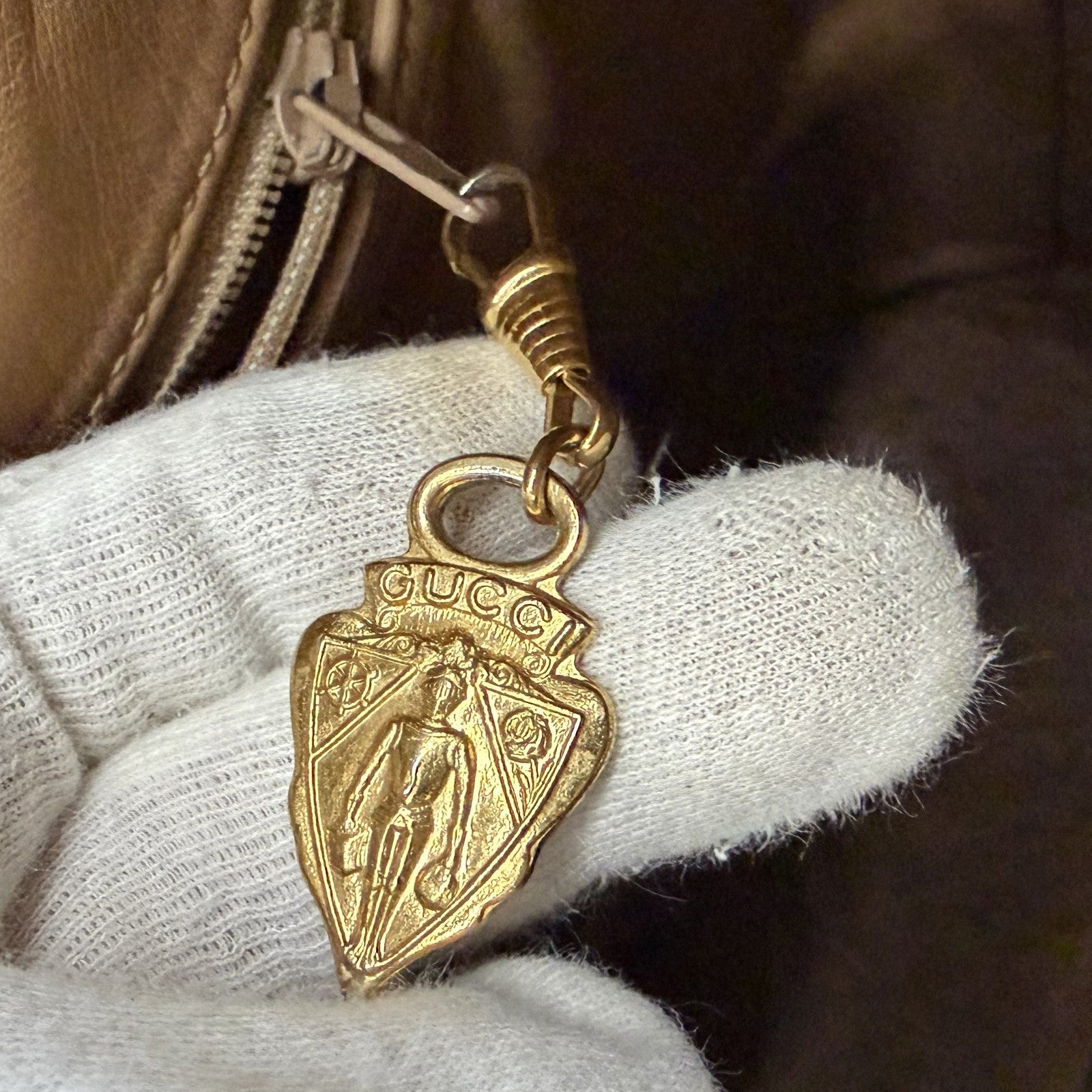 Gucci GG Supreme Drawstring Shoulder Bag - Brown, PVC Leather