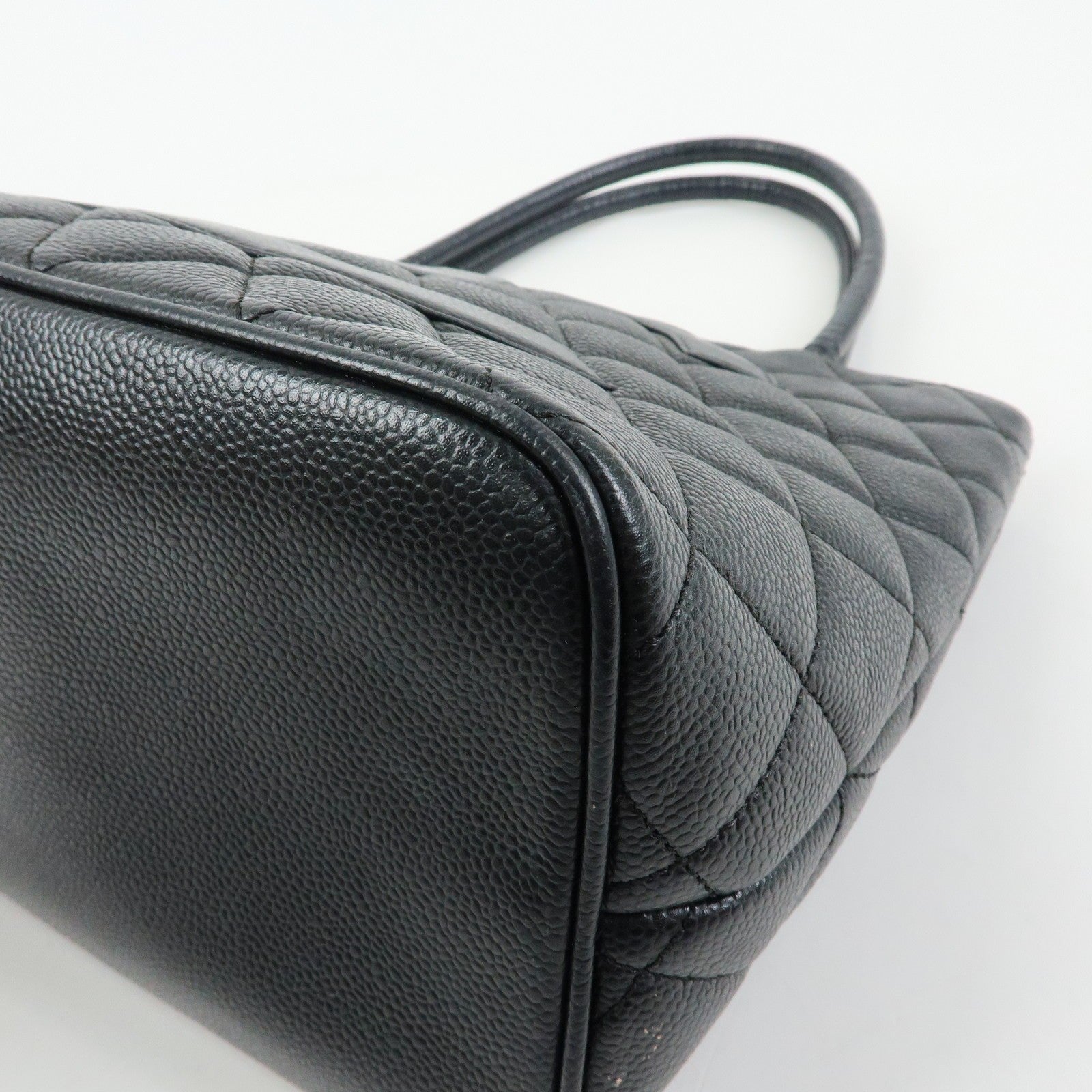 Chanel A01804 Tote Bag - Black, Caviar Skin