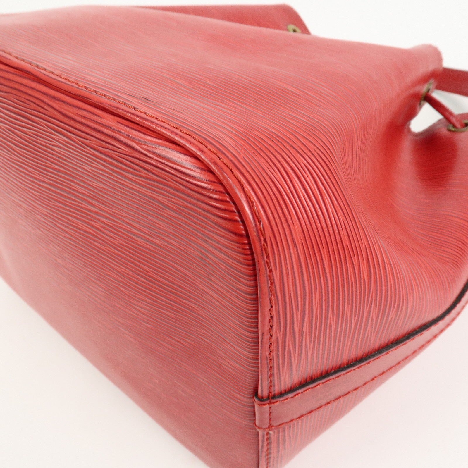 Louis Vuitton Epi Petit Noe Shoulder Bag - Castilian Red, Epi Leather