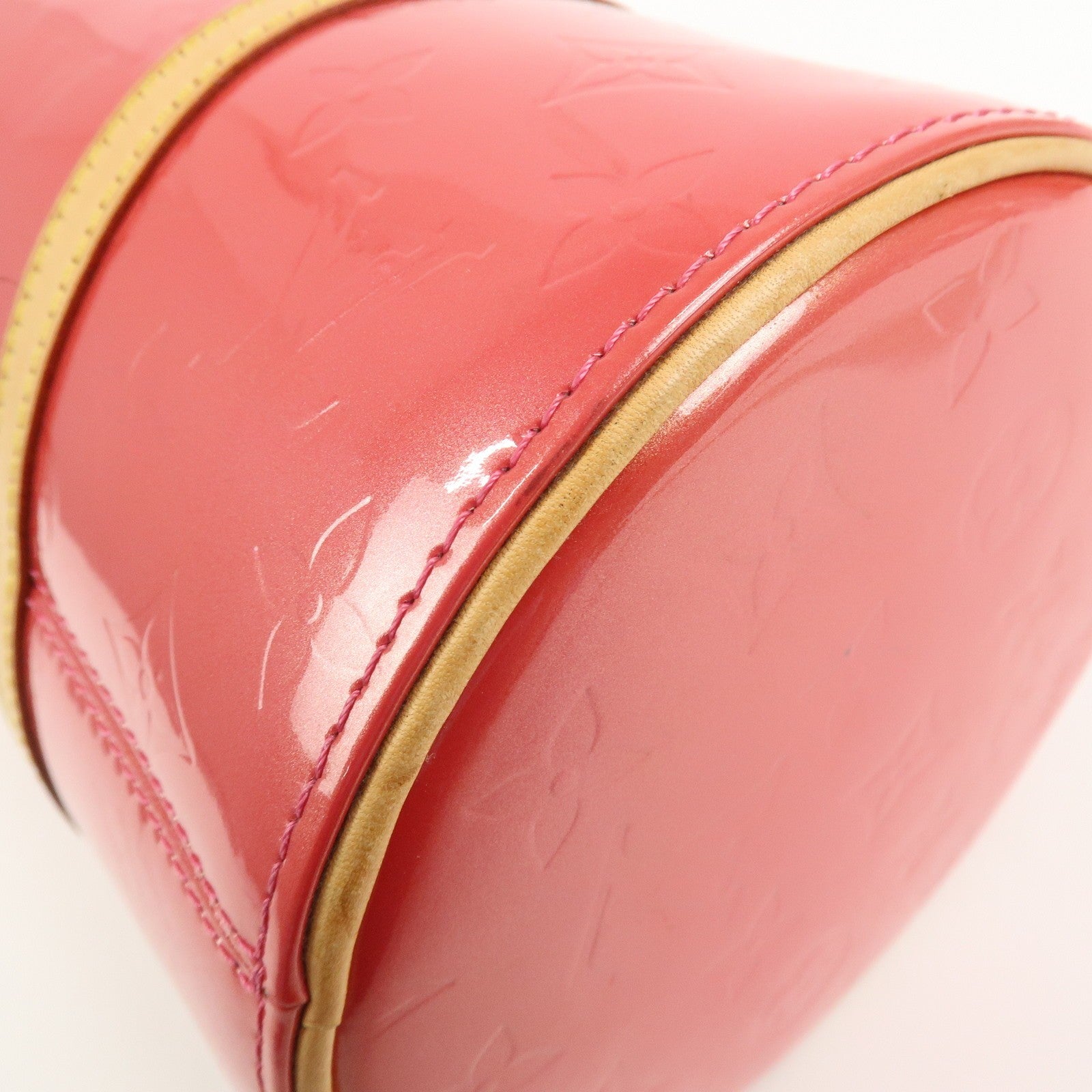Louis Vuitton M9133F Hand Bag - Framboise, Vernis Leather