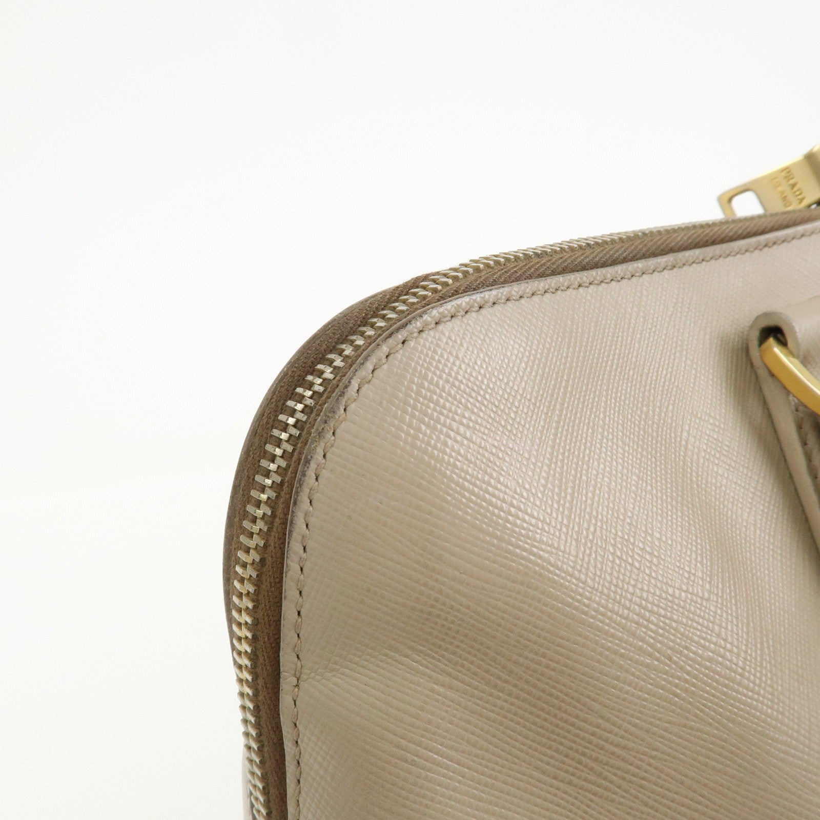 Prada Hand Bag - Greige, Saffiano Leather