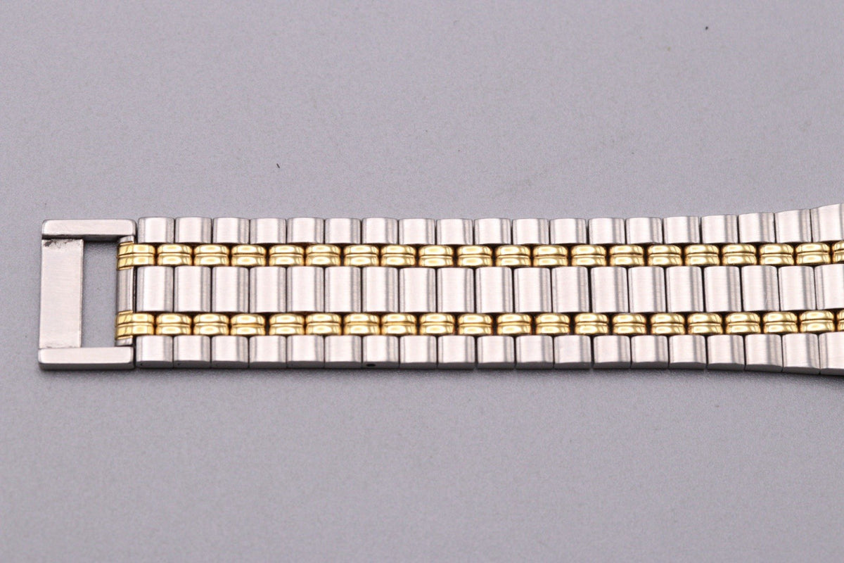 Gucci 9000M Wristwatch - Gold, Silver, Stainless Steel