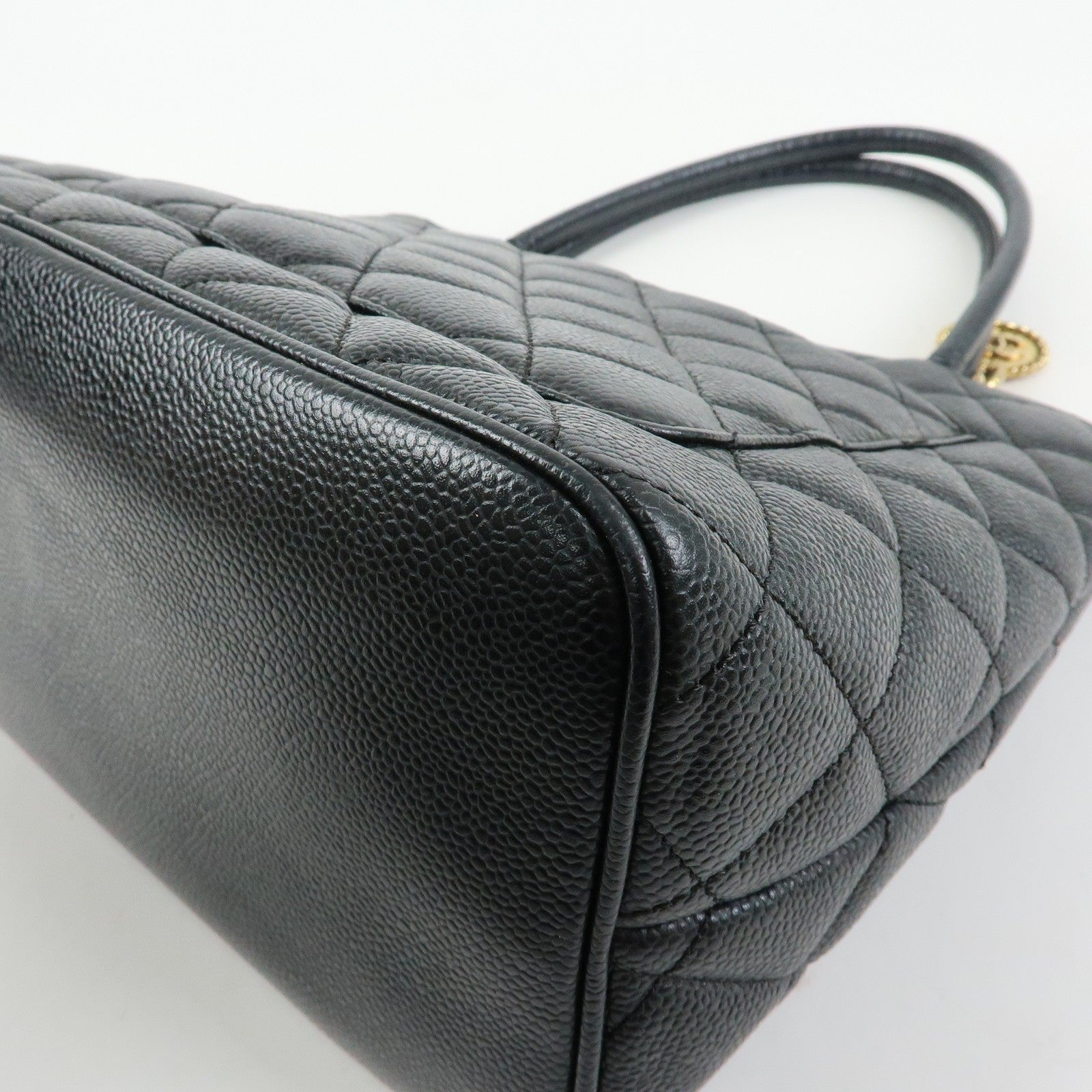 Chanel A01804 Tote Bag - Black, Caviar Skin