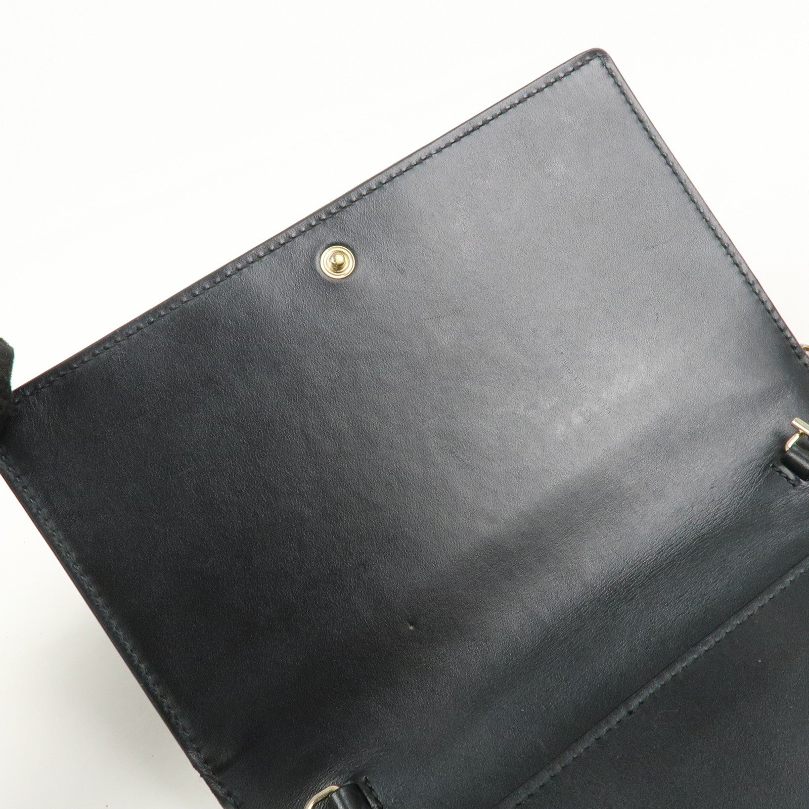 Gucci Interlocking G Guccissima Shoulder Wallet - Black, Leather
