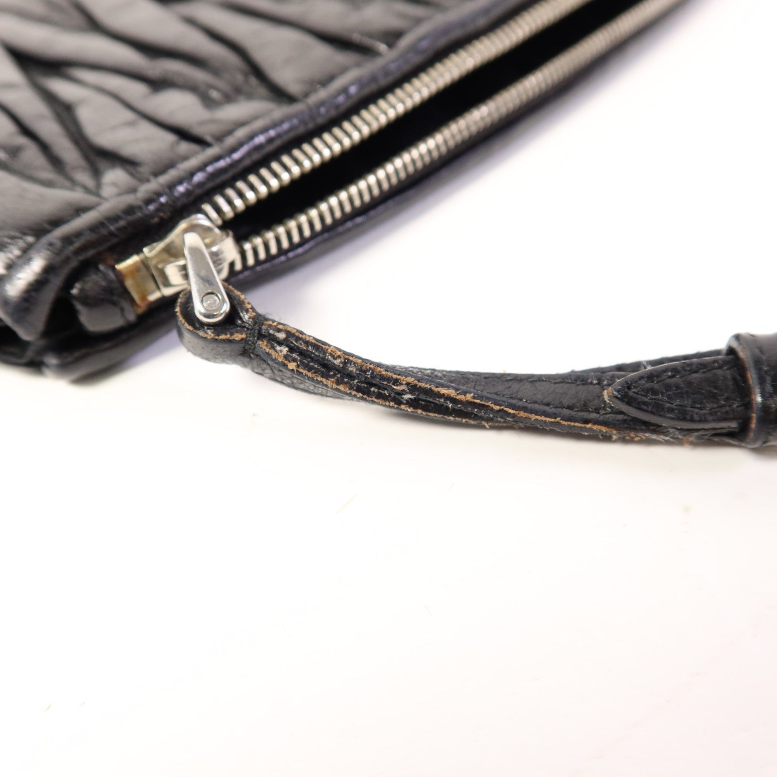 Miu Miu SHW Pouch - Black, Calfskin Leather