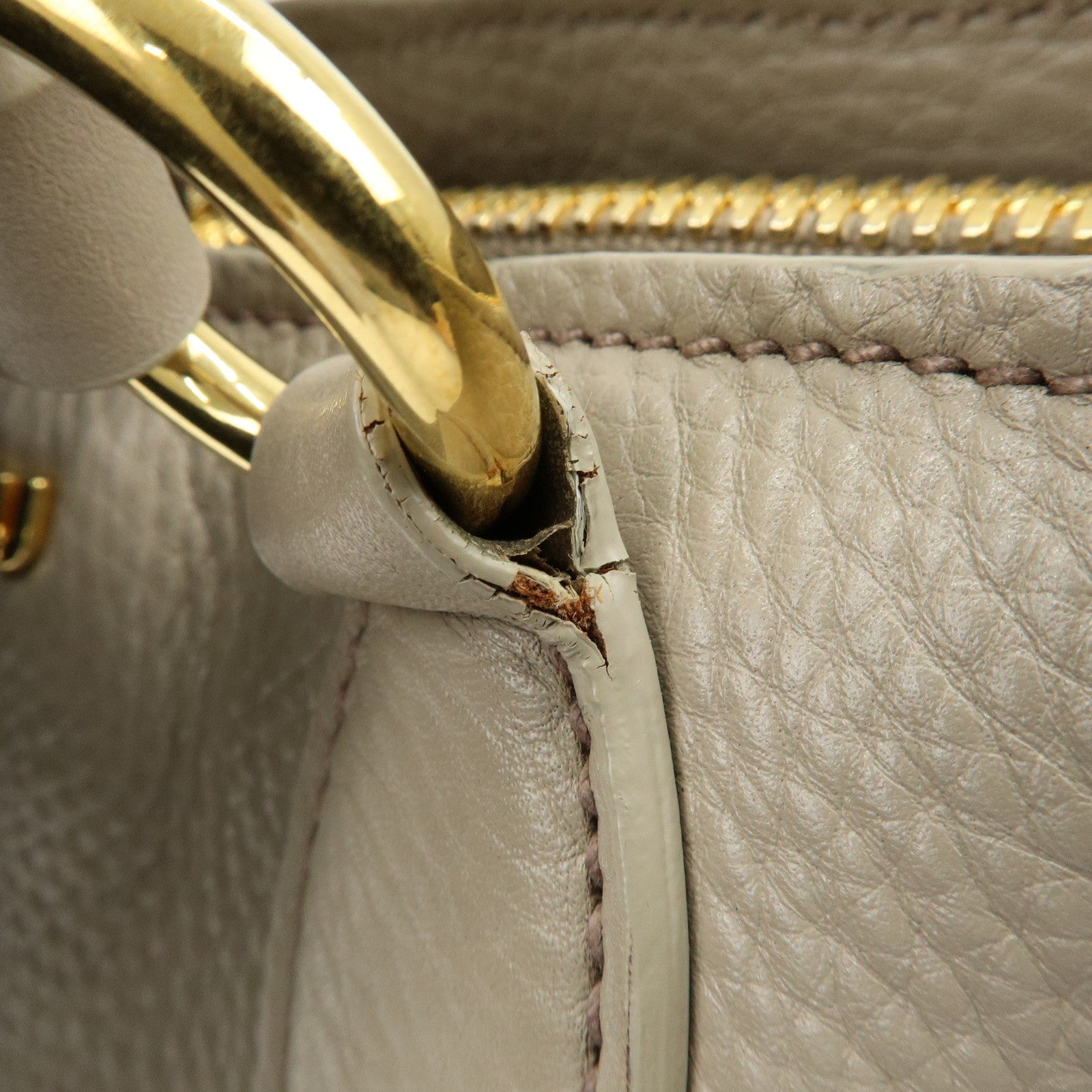 Miu Miu RN0757 Hand Bag - Beige, Leather