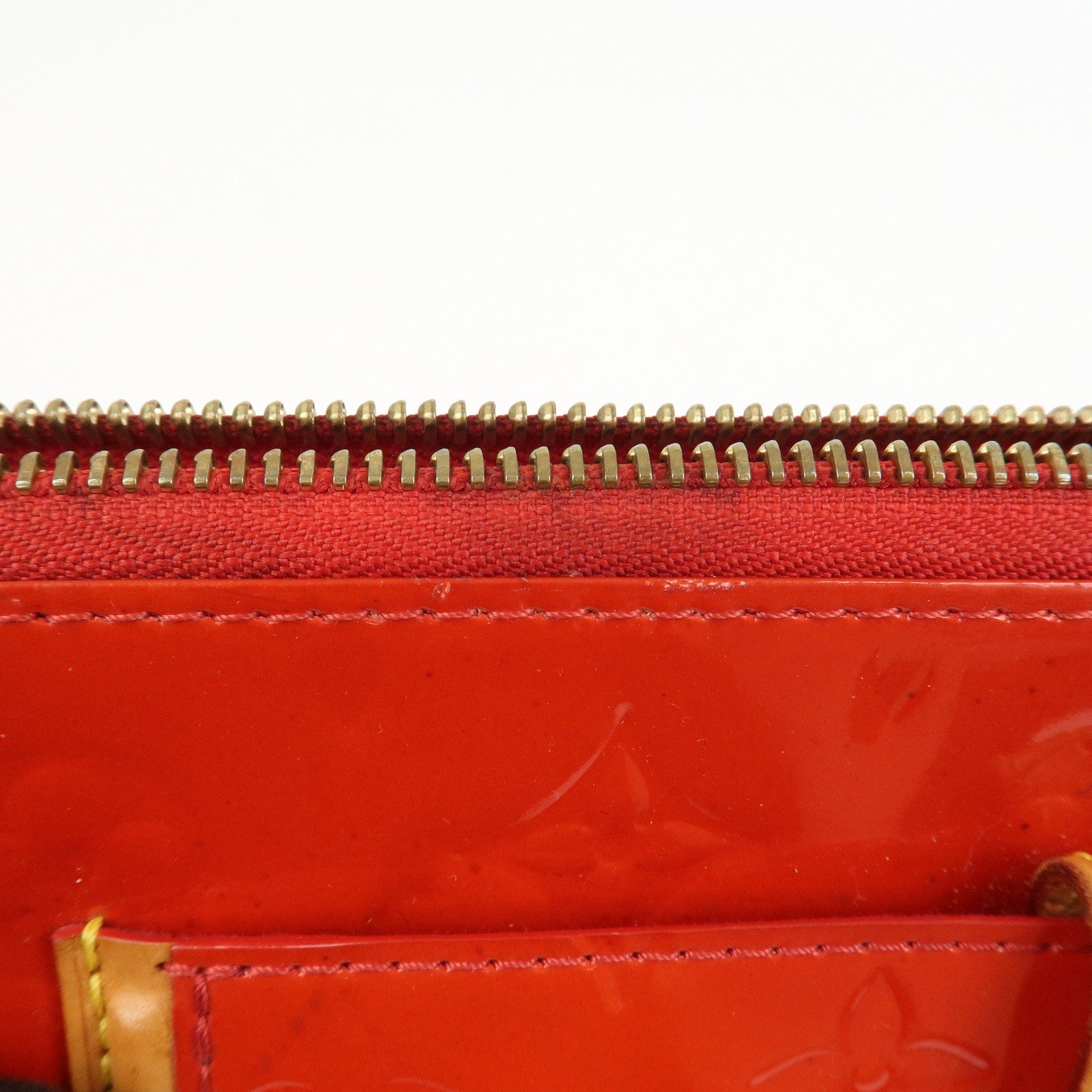Louis Vuitton Monogram Vernis Mallory Square Shoulder Bag - Rouge, Vernis Leather