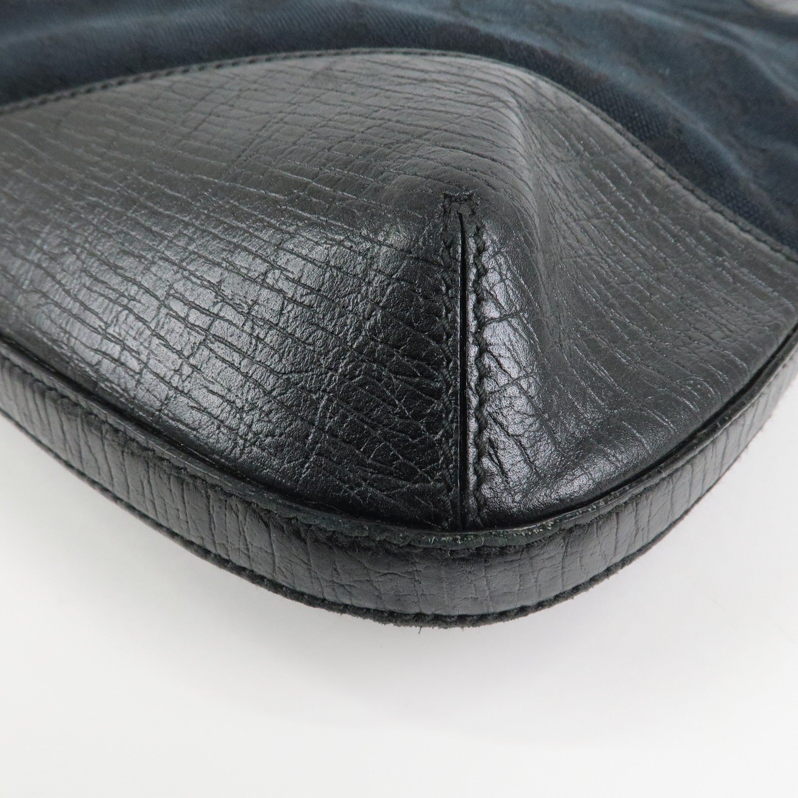 Gucci Horsebit Shoulder Bag - Black, Canvas