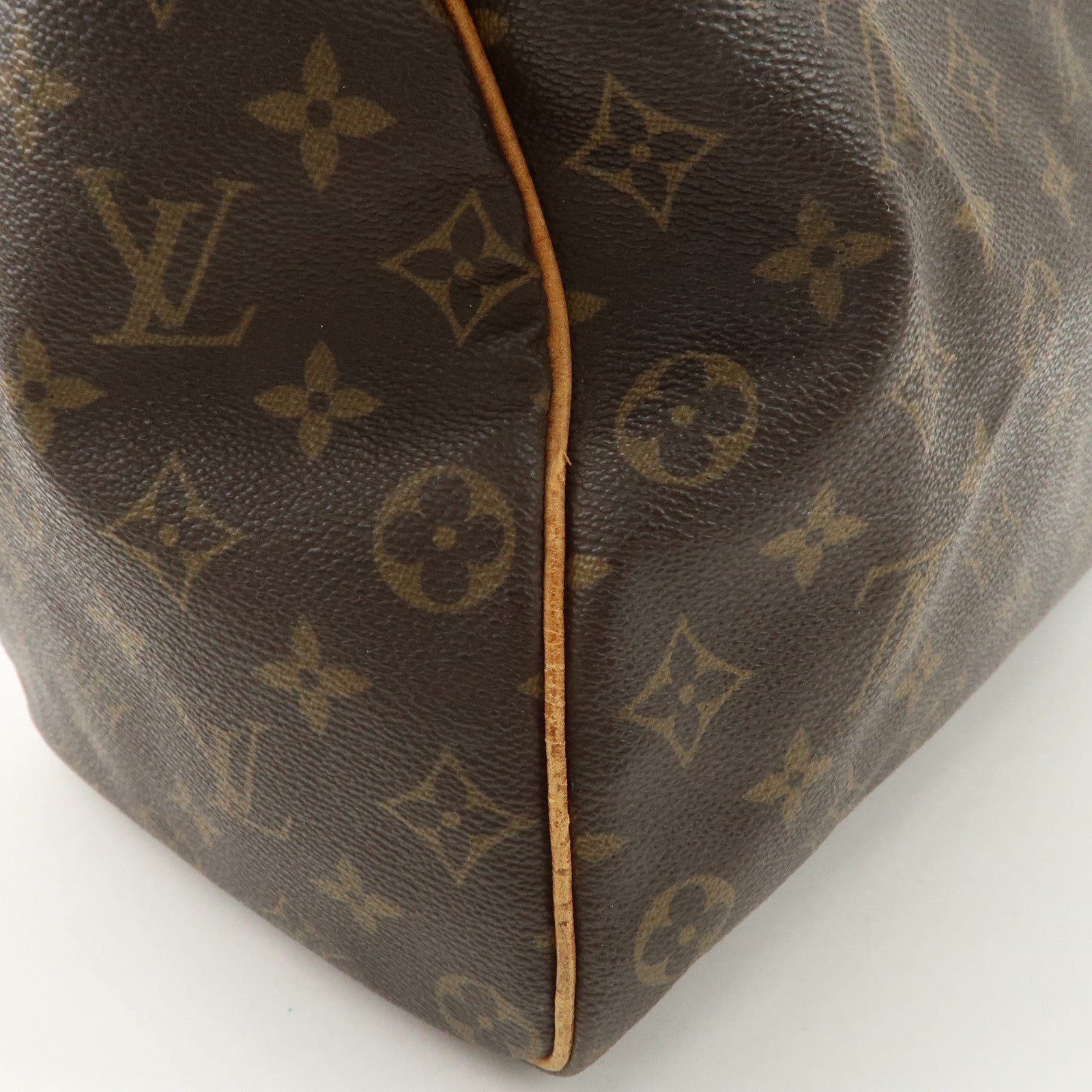 Louis Vuitton Monogram Speedy 35 Handbag - Monogram, Canvas and Leather