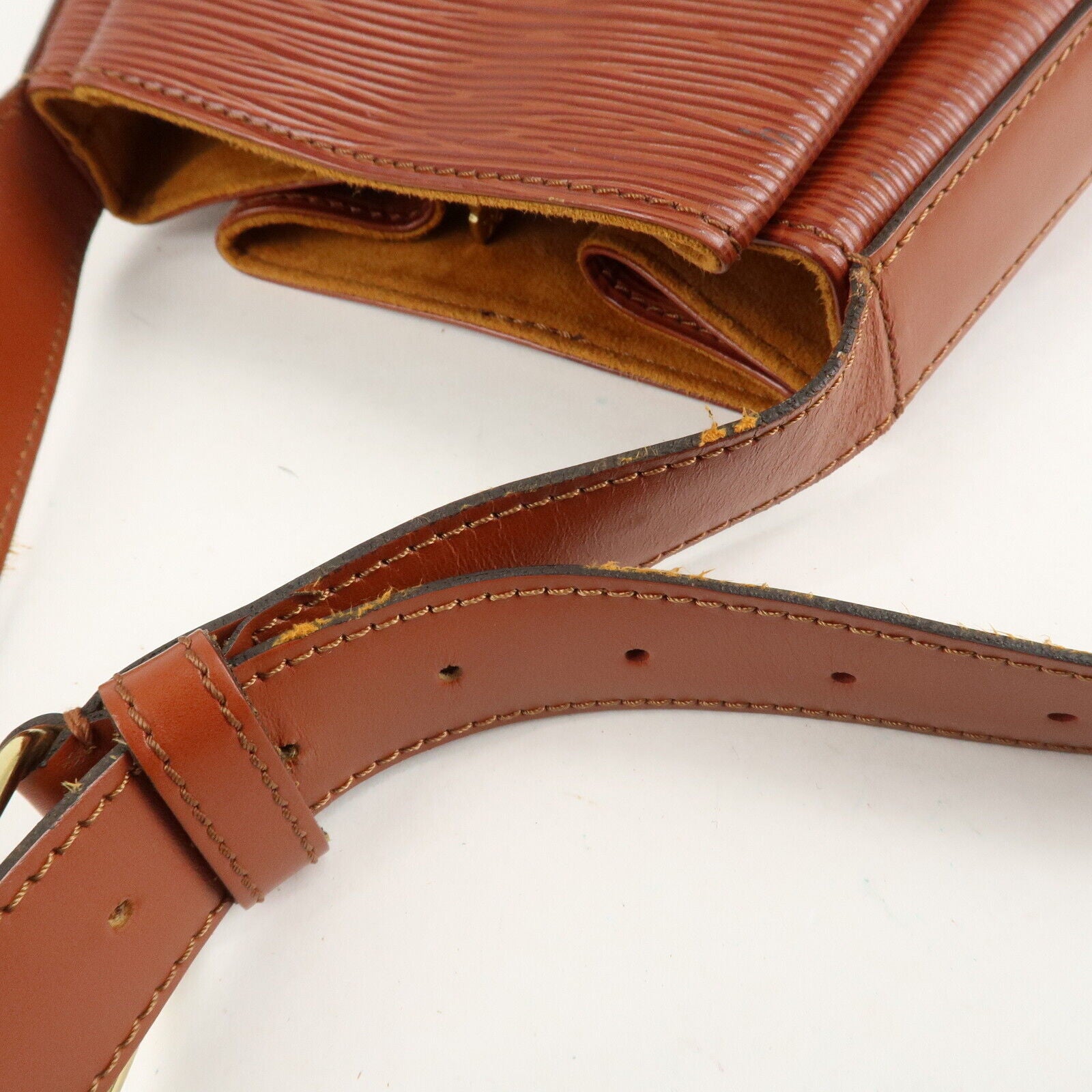 Louis Vuitton Bucket Bag - Kenya Brown, Epi Leather