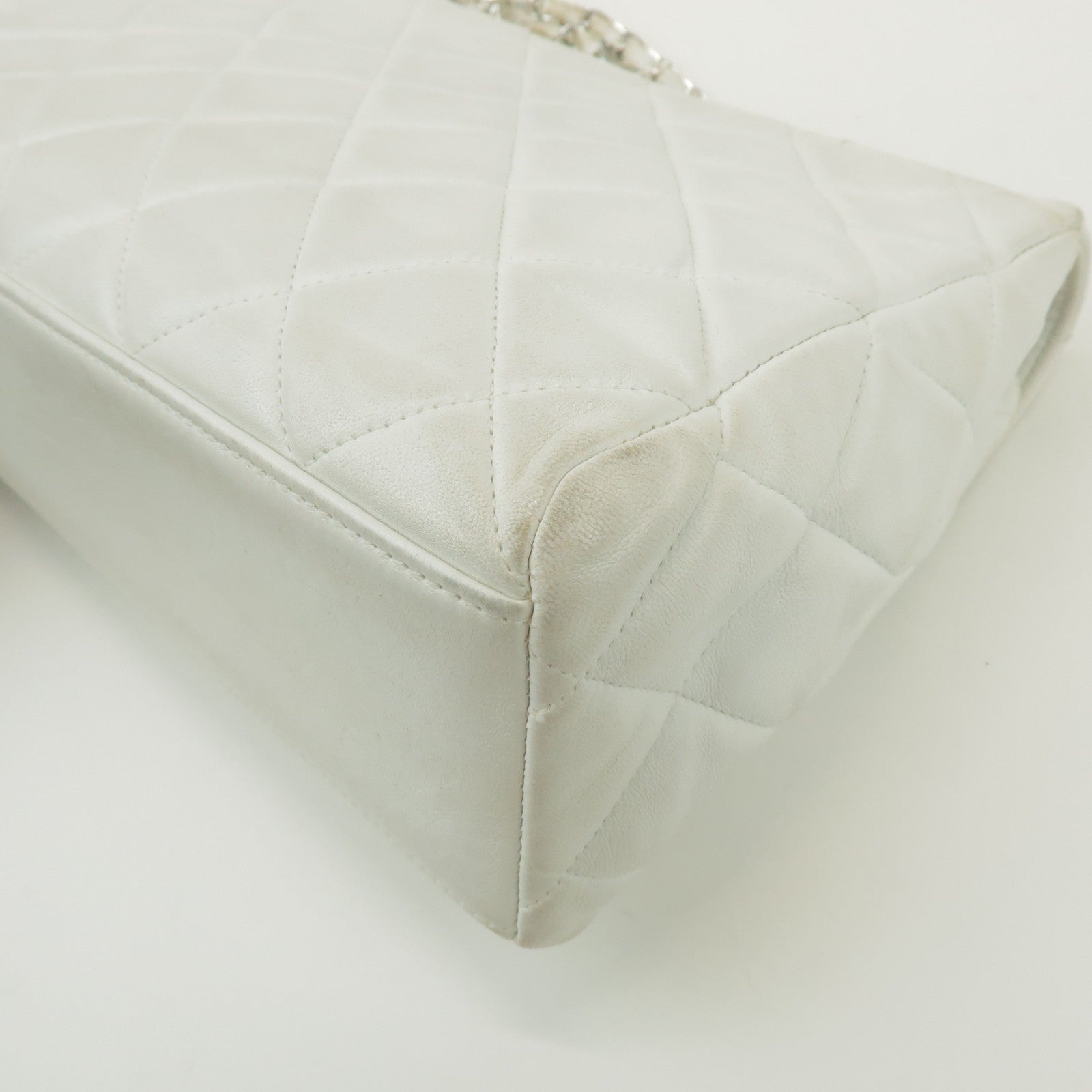 Chanel Matelasse Chain Shoulder Bag - White, Lamb Skin