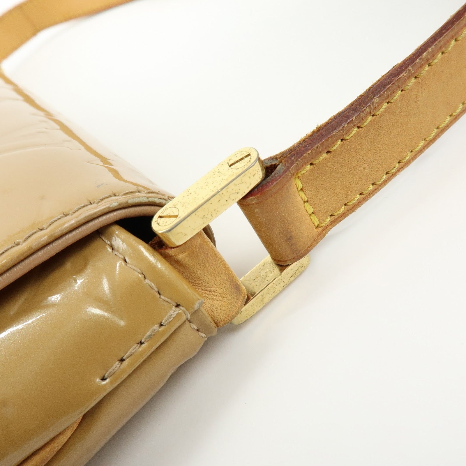Louis Vuitton Shoulder Bag - Noisette, Vernis Leather