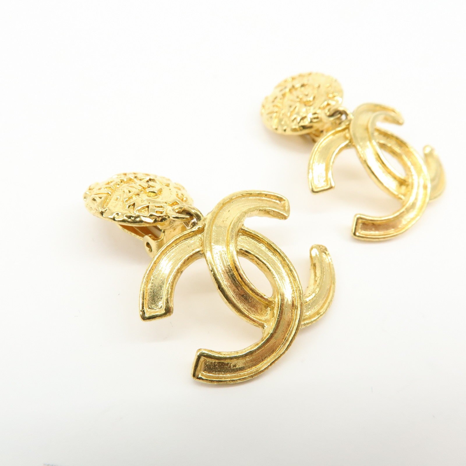 Chanel COCO Mark Plated Hammered Earrings - Gold, Plated