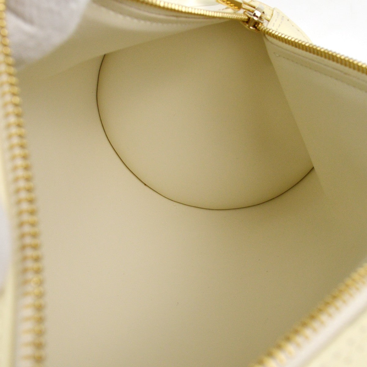 Louis Vuitton Bedford Handbag - White, Patent Leather