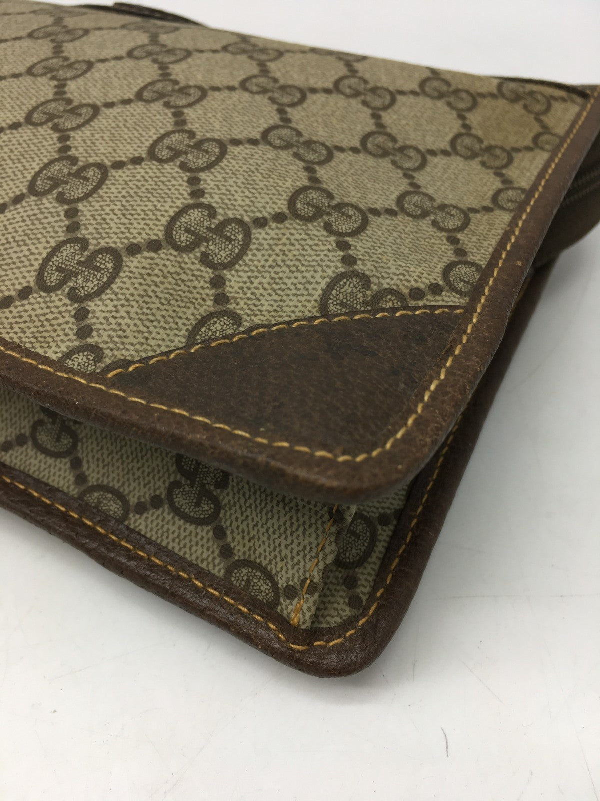 Gucci GG Supreme Monogram Clutch Bag - Beige/Brown, PVC Leather