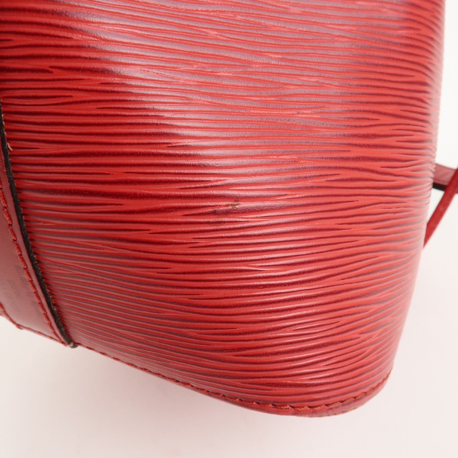 Louis Vuitton Epi Petit Noe Shoulder Bag - Castilian Red, Epi Leather