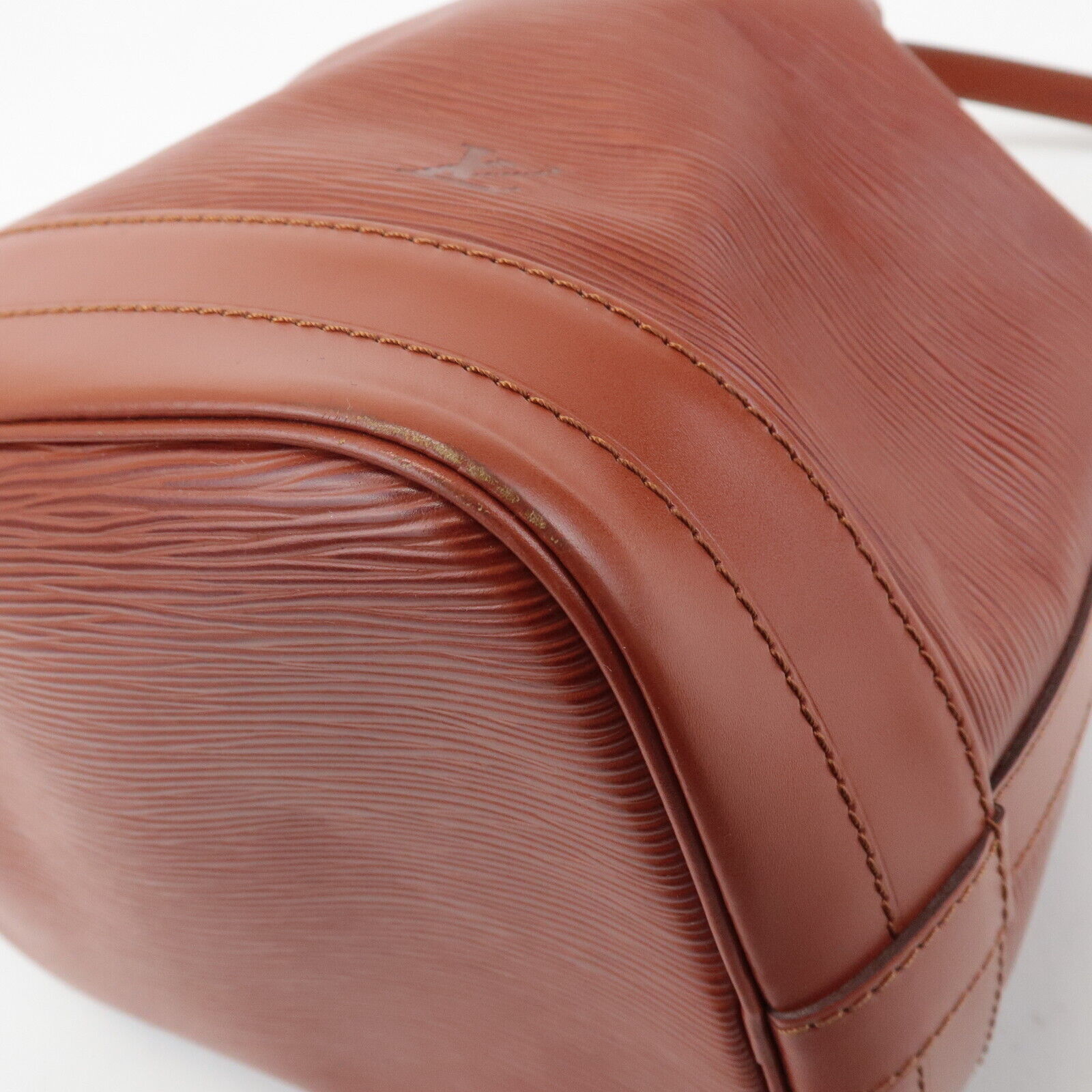 Louis Vuitton Noe Shoulder Bag - Kenya Brown