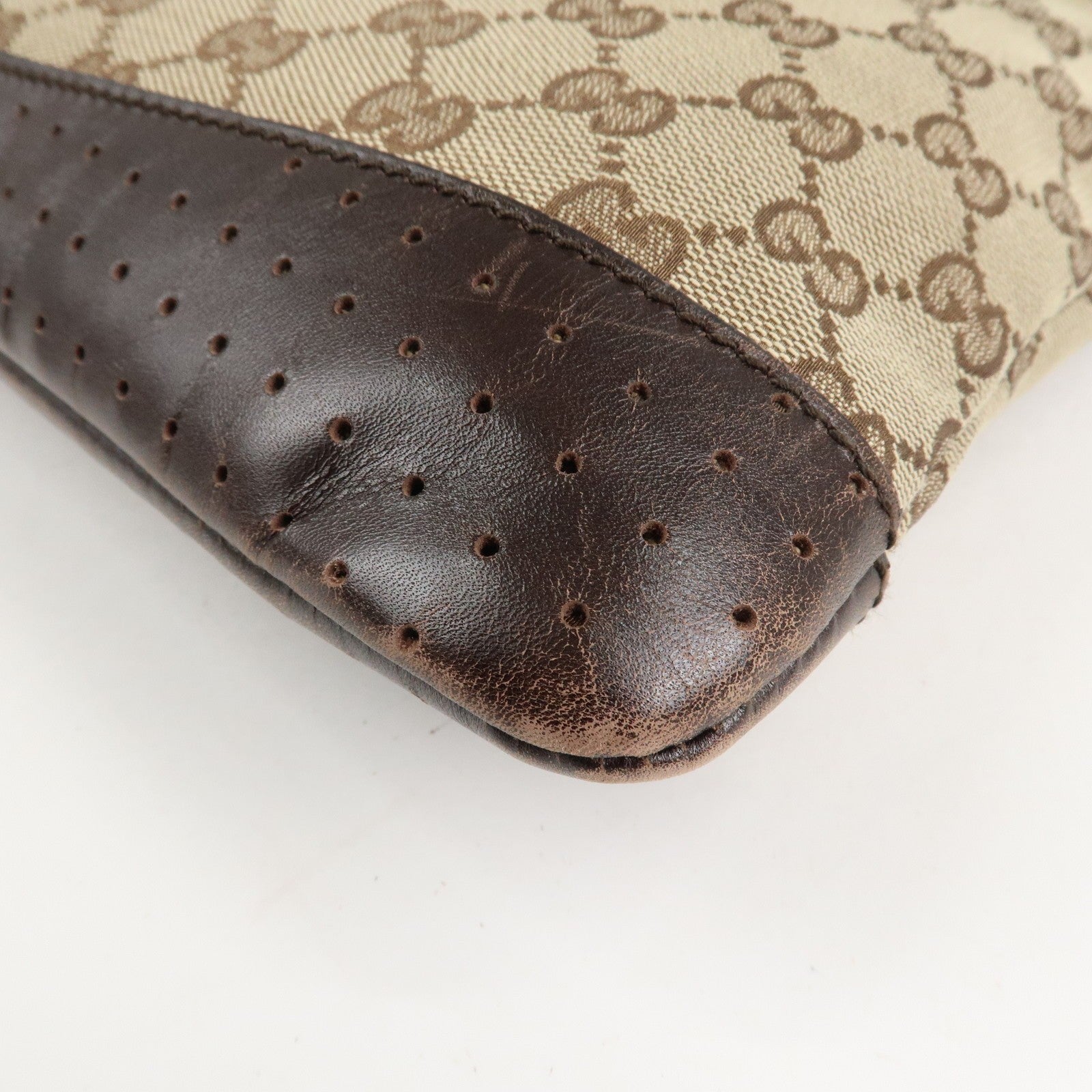 Gucci GG Canvas Leather Shoulder Bag Crossbody Brown