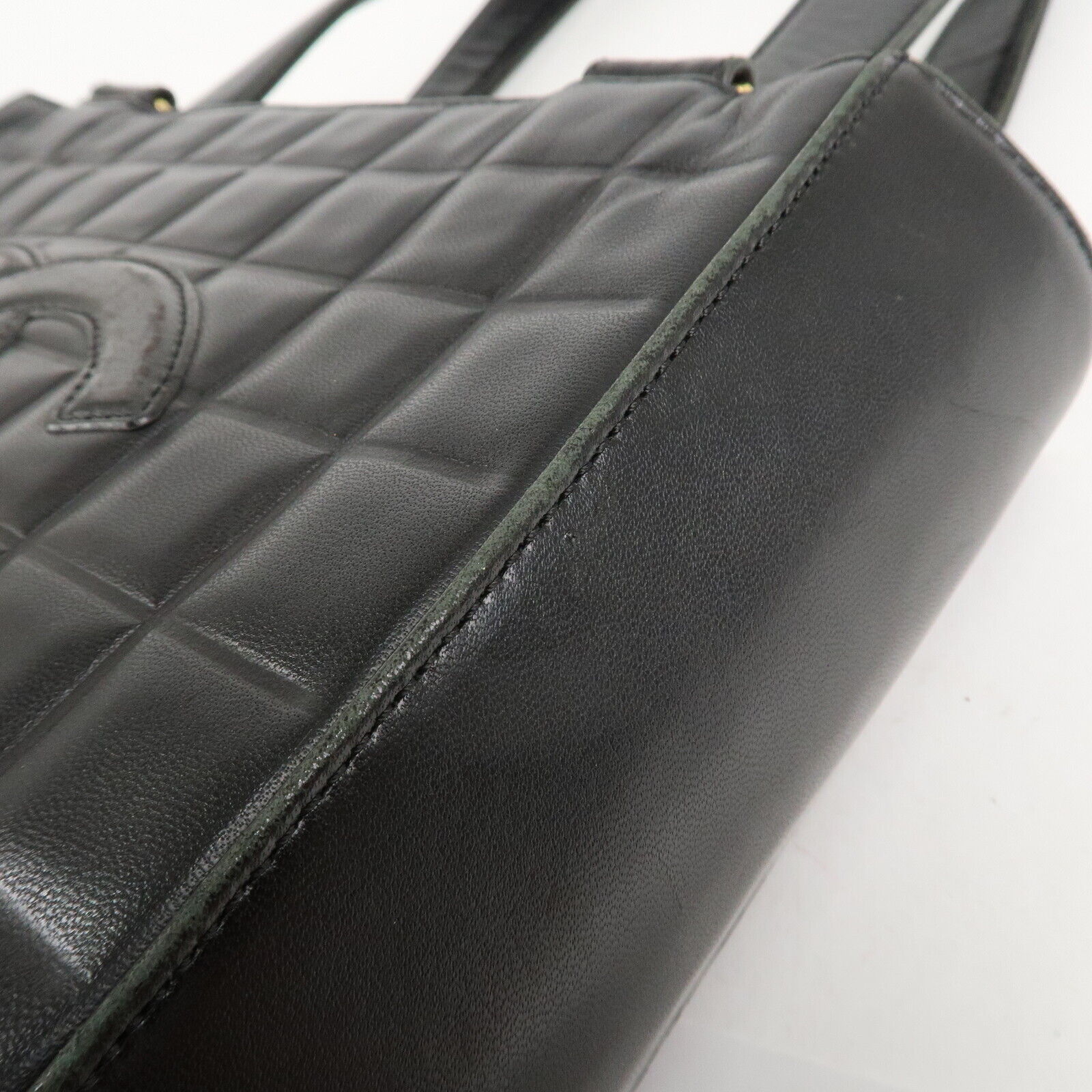 Chanel Mark Chocolate Bar Lamb Skin Black Shoulder Bag