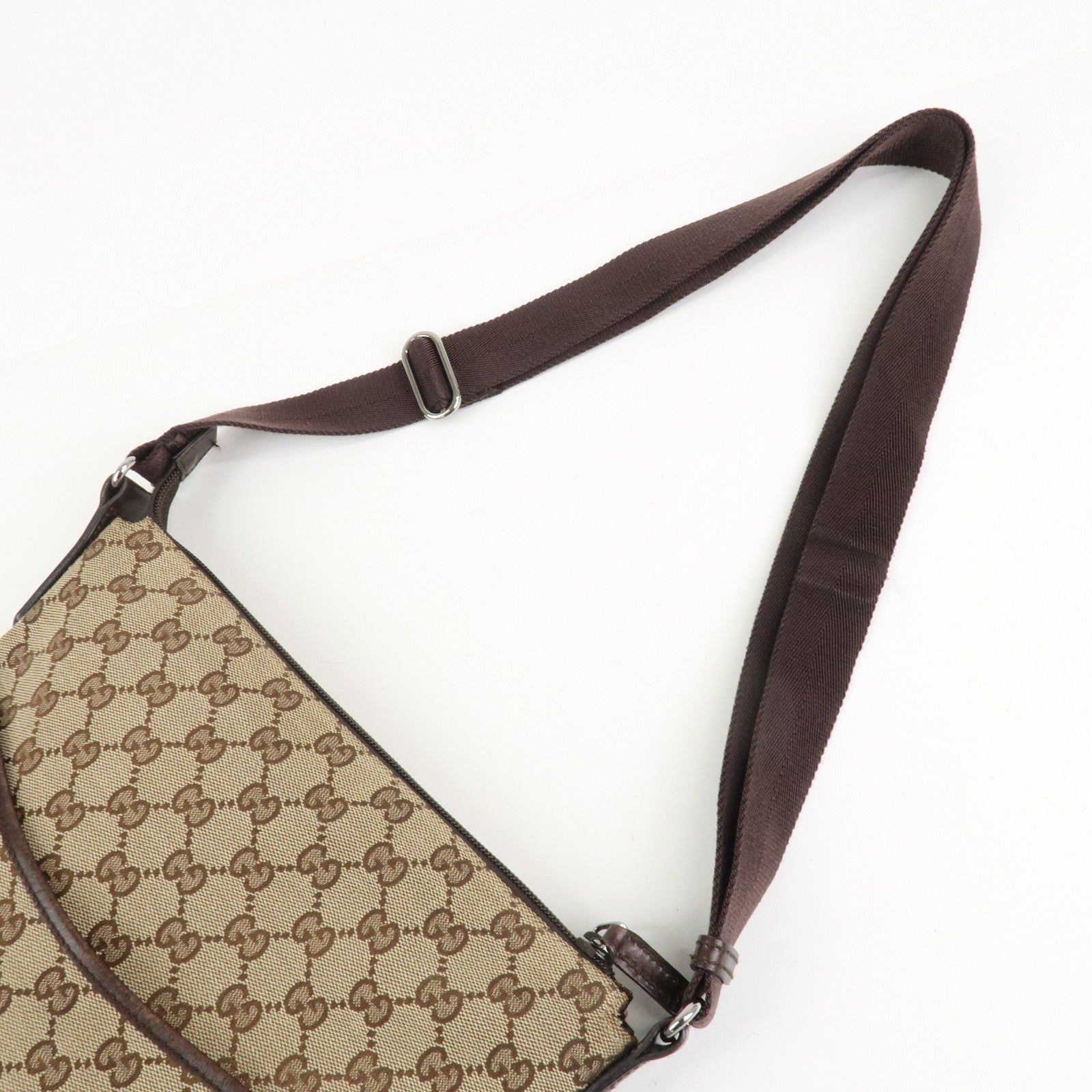 Gucci GG Canvas Leather Shoulder Bag Crossbody Brown