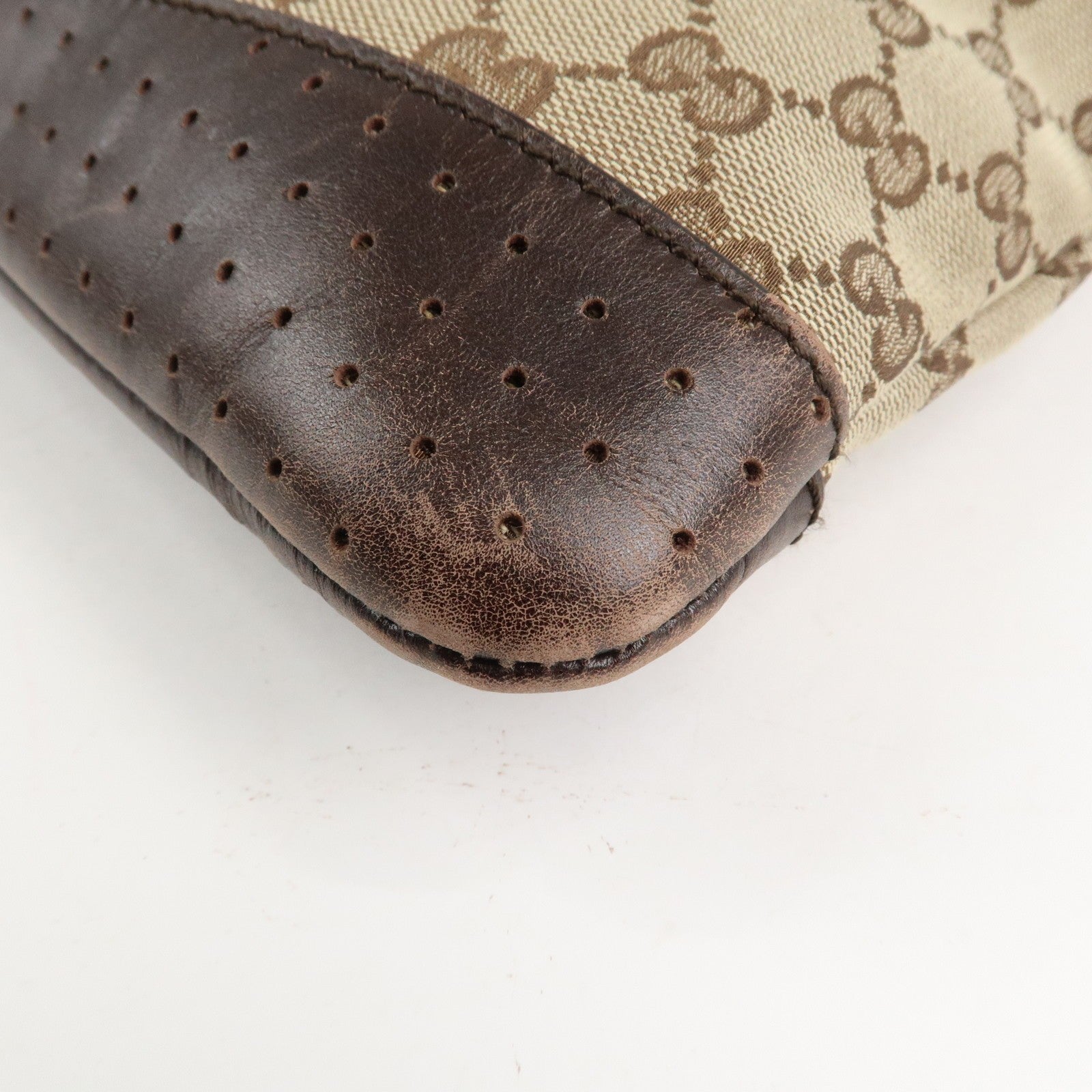 Gucci GG Canvas Leather Shoulder Bag Crossbody Brown