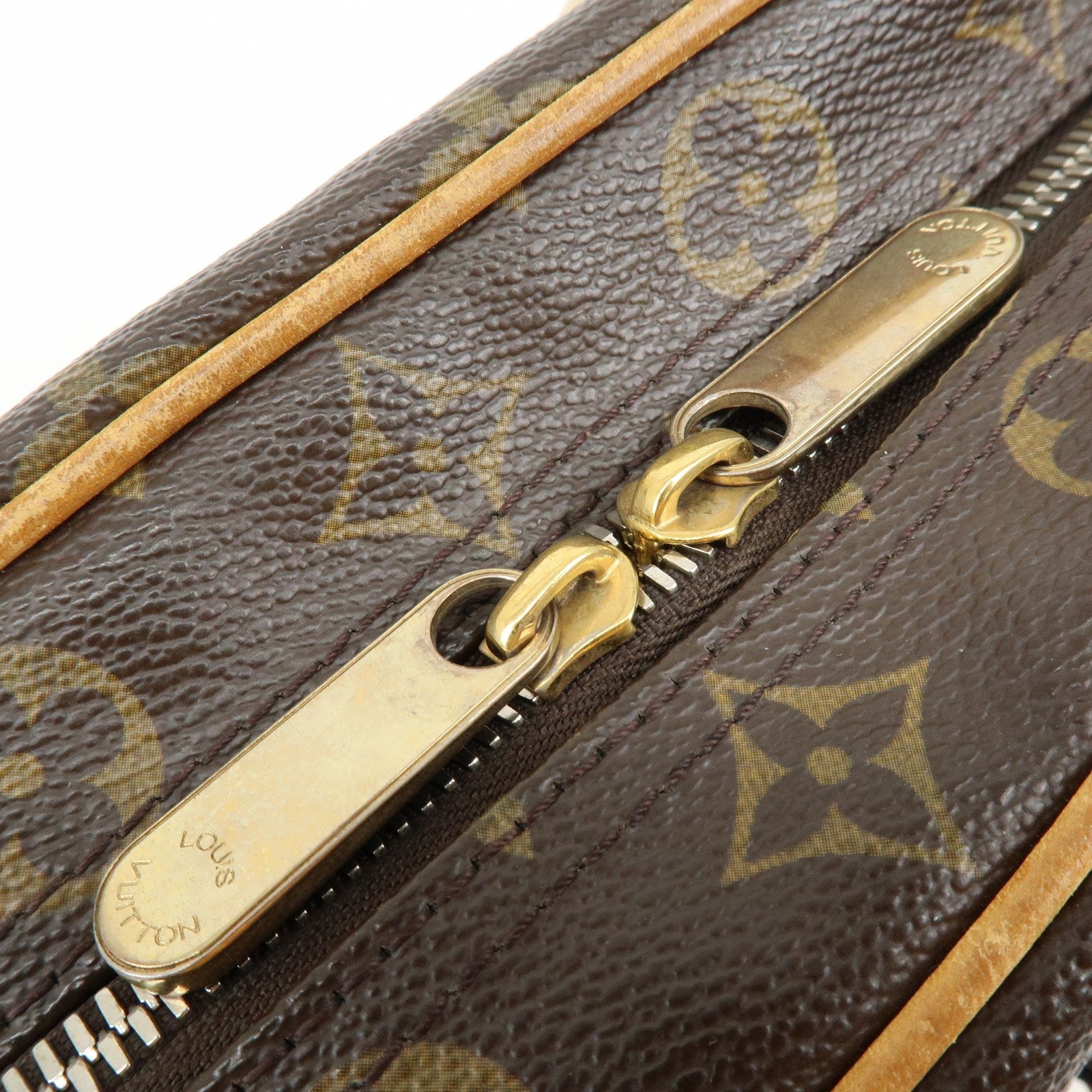 Louis Vuitton Monogram Manhattan PM Hand Bag Brown