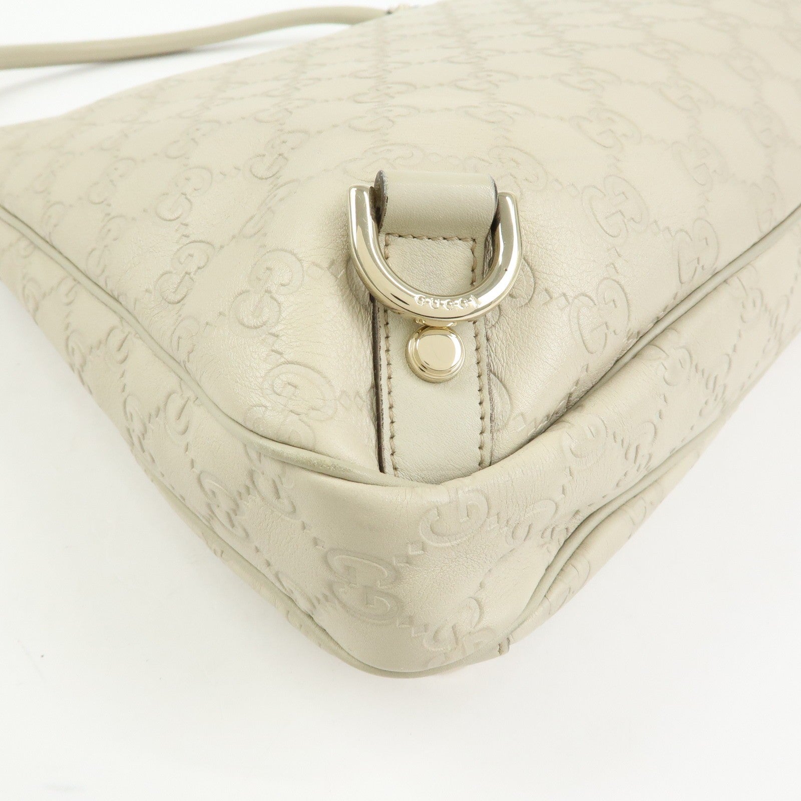 Gucci Abbey Guccissima Shoulder Bag - White, Leather 