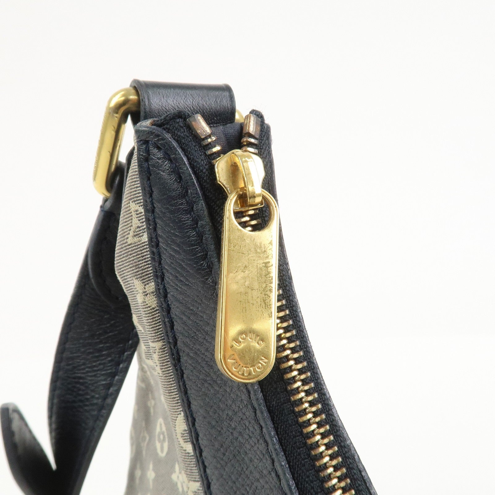 Louis Vuitton Shoulder Bag - Ancre, Monogram Idylle Canvas