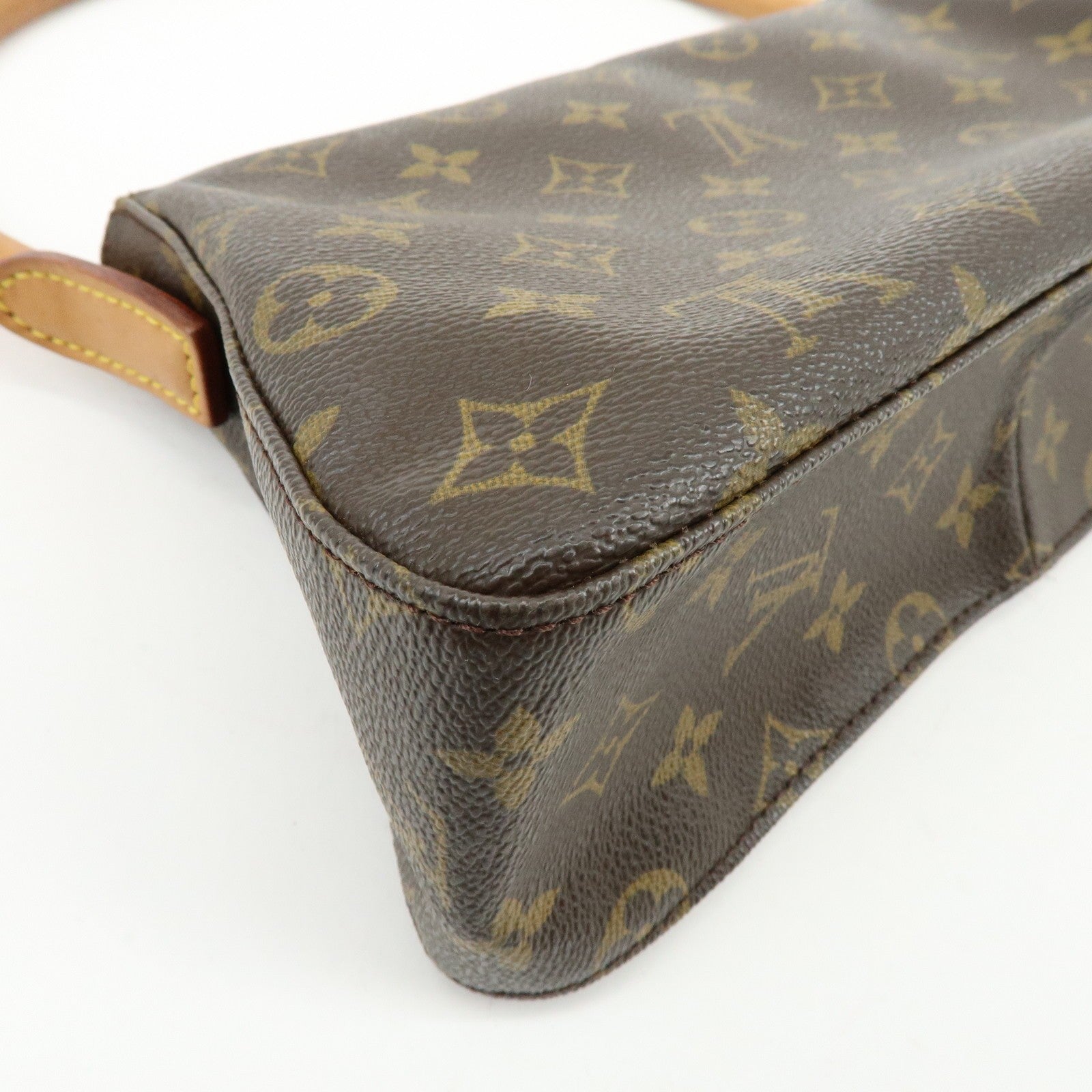 Louis Vuitton Mini Looping Shoulder Bag - Brown, Monogram Canvas- סופר מבוקש!