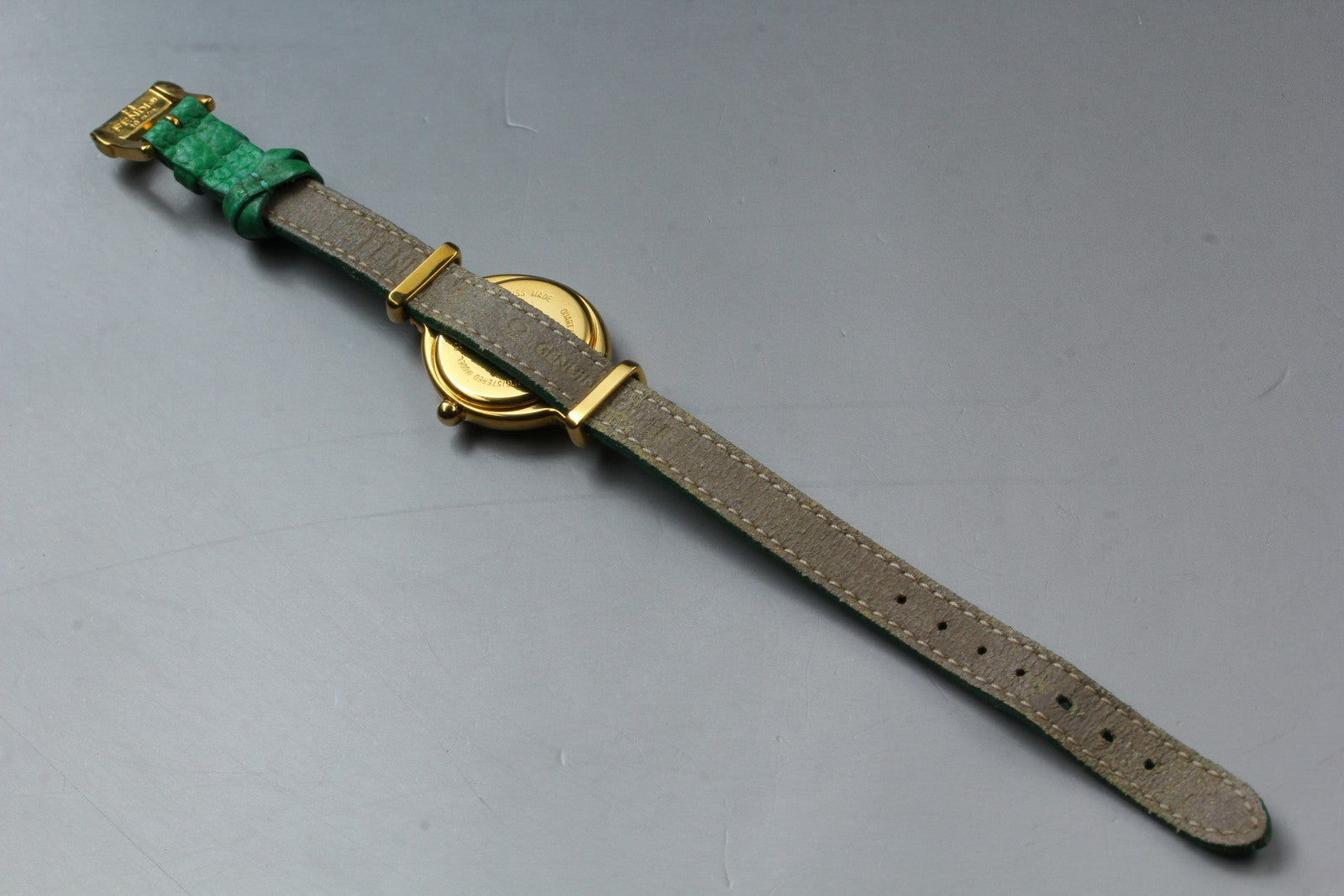 FENDI Change Belt Wristwatch - Gold, Leather