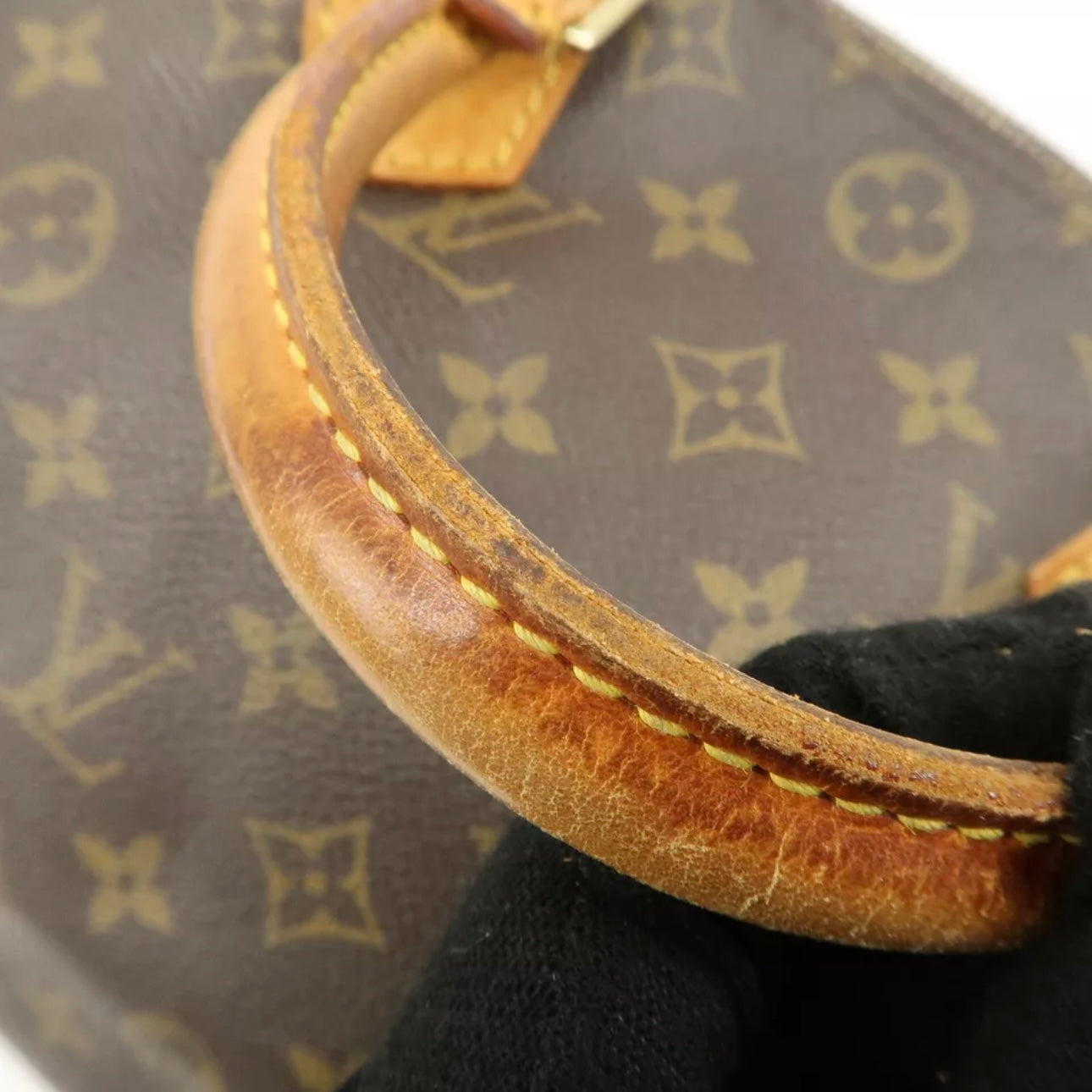 Louis Vuitton Speedy 30 Hand Bag