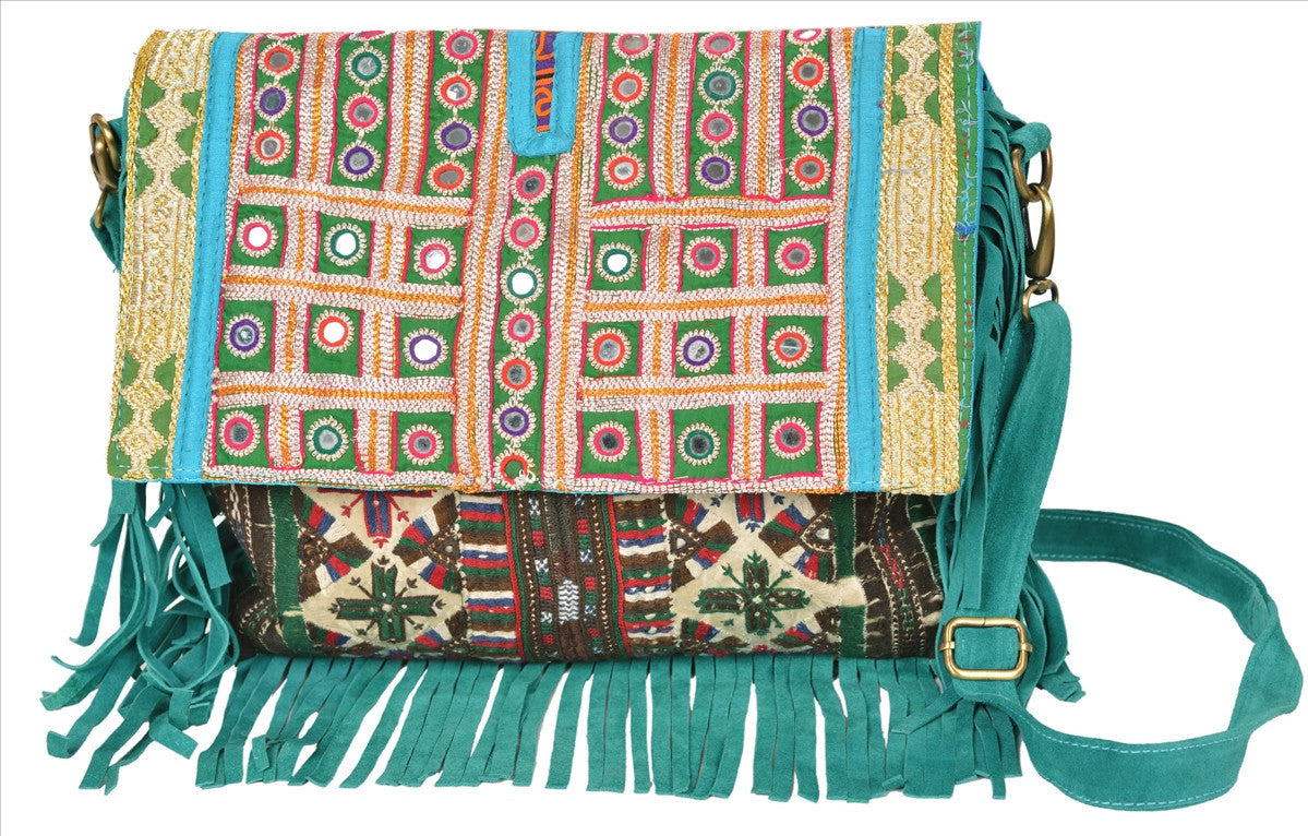 Chanel CC Filigree Chain Shoulder Bag - Beige, Black, Caviarskin Leather