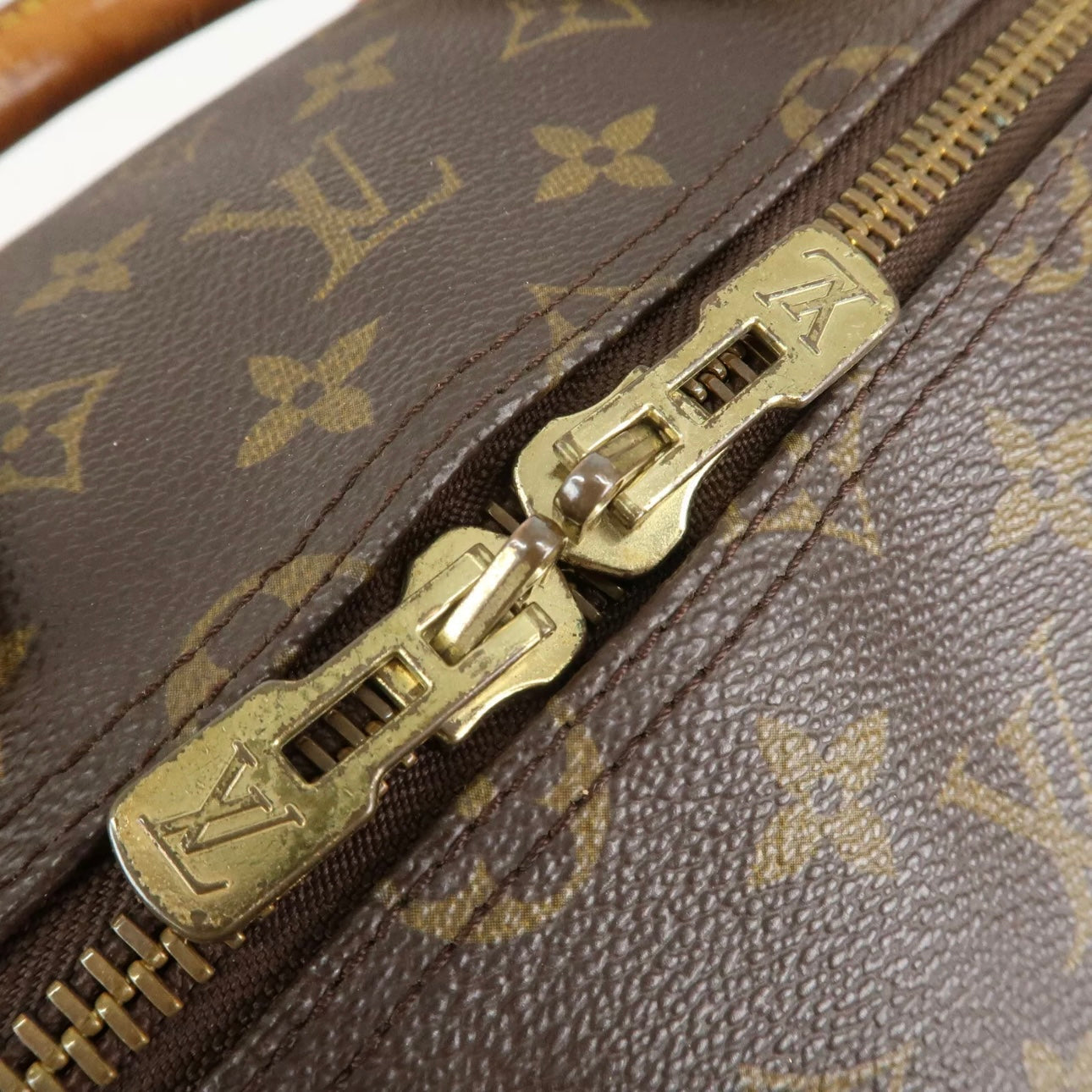 Louis Vuitton KeepAll Bandouliere 55 Boston Bag