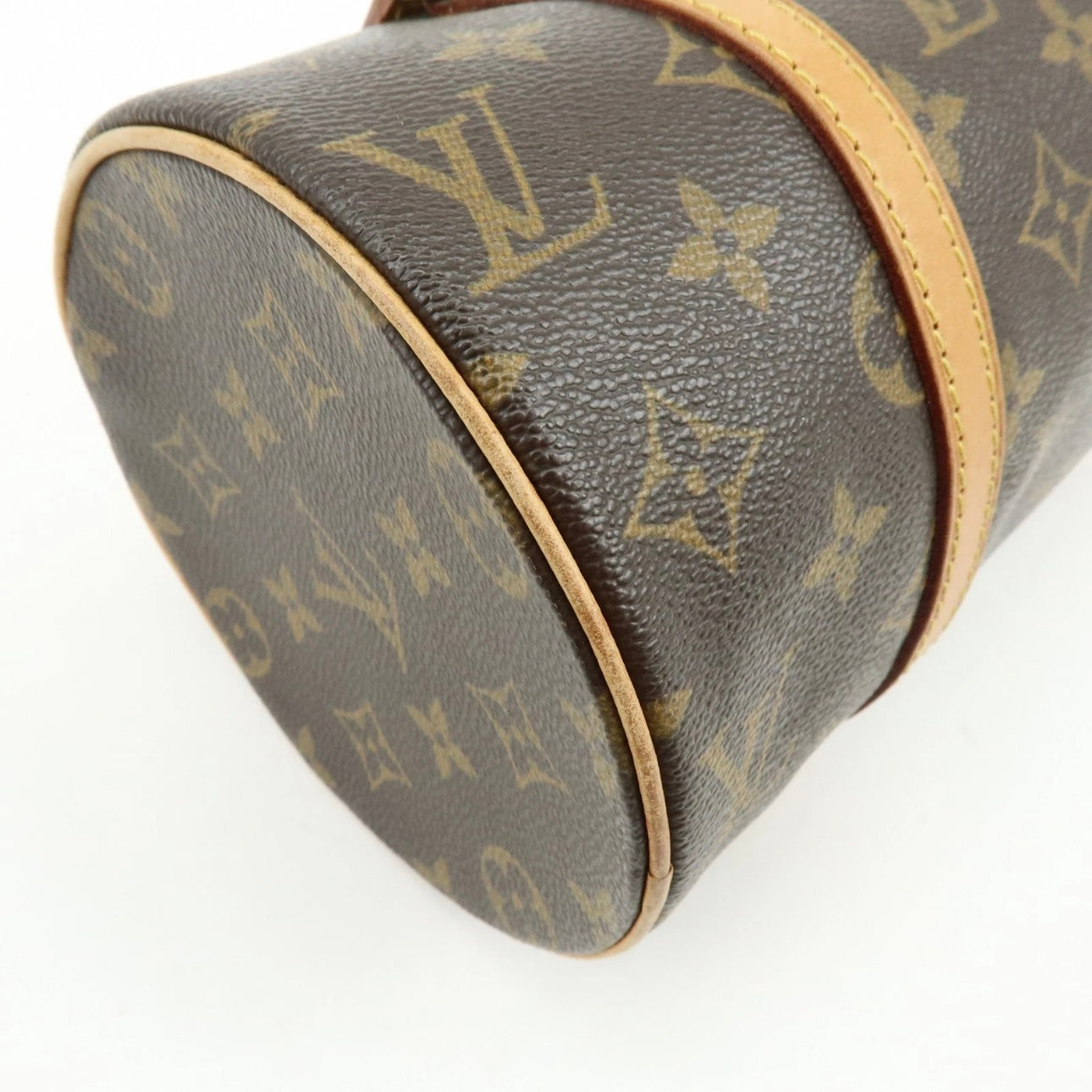 Louis Vuitton Monogram Papillon 26 Handbag