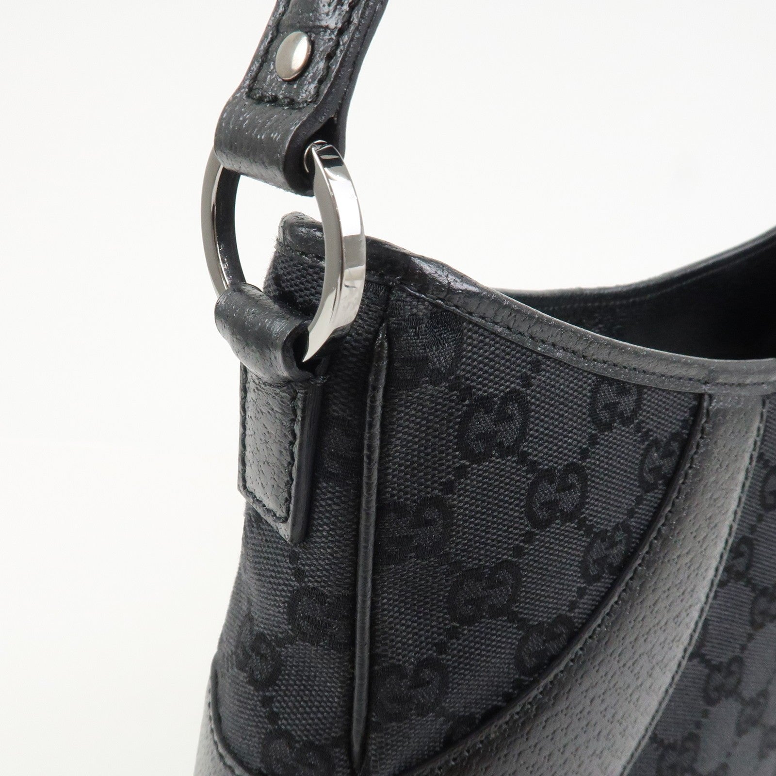 Gucci 113012 Shoulder Bag - Black, GG Canvas, Leather 