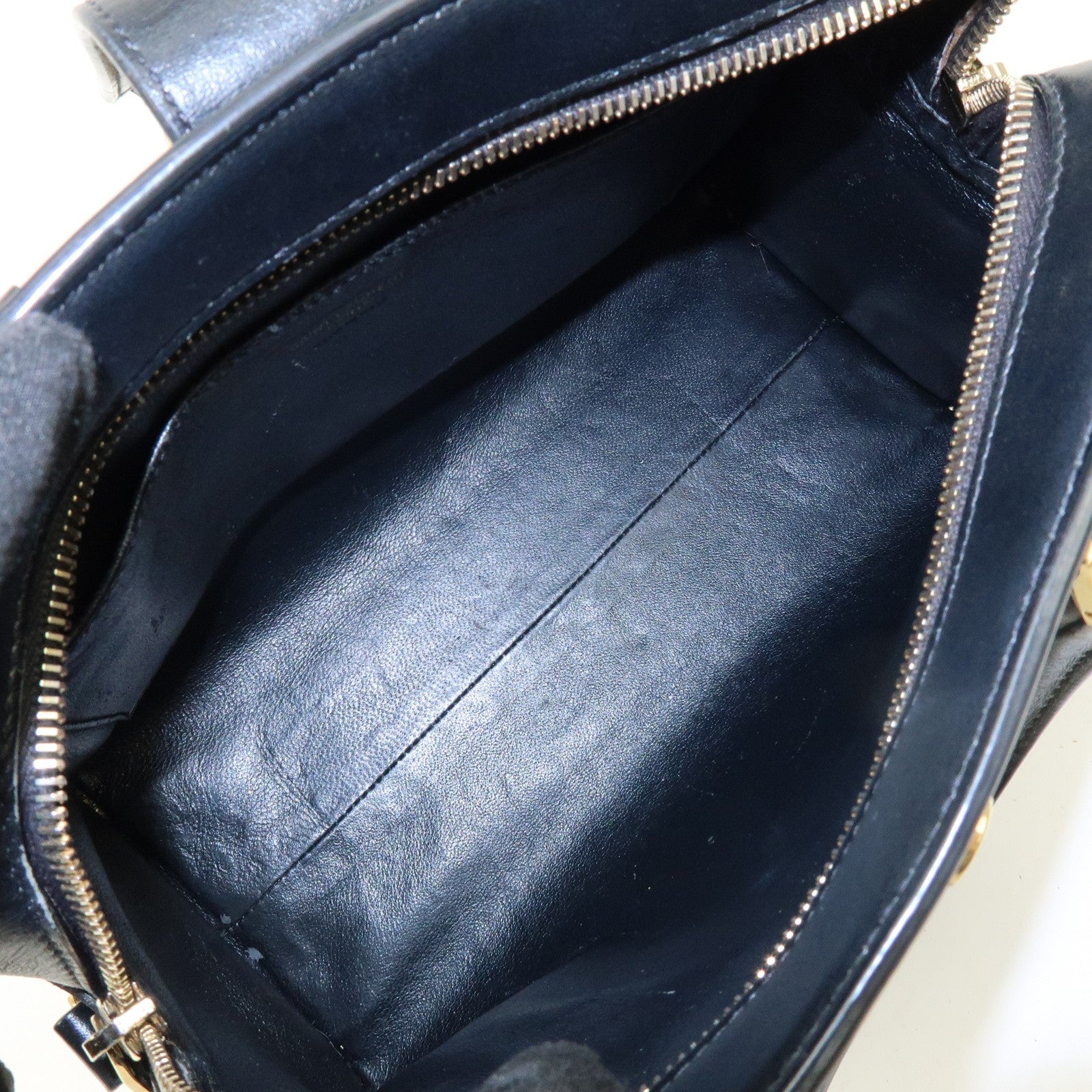 Saint Laurent Paris Baby Cabas Cassandra Hand Bag - Black, Leather 