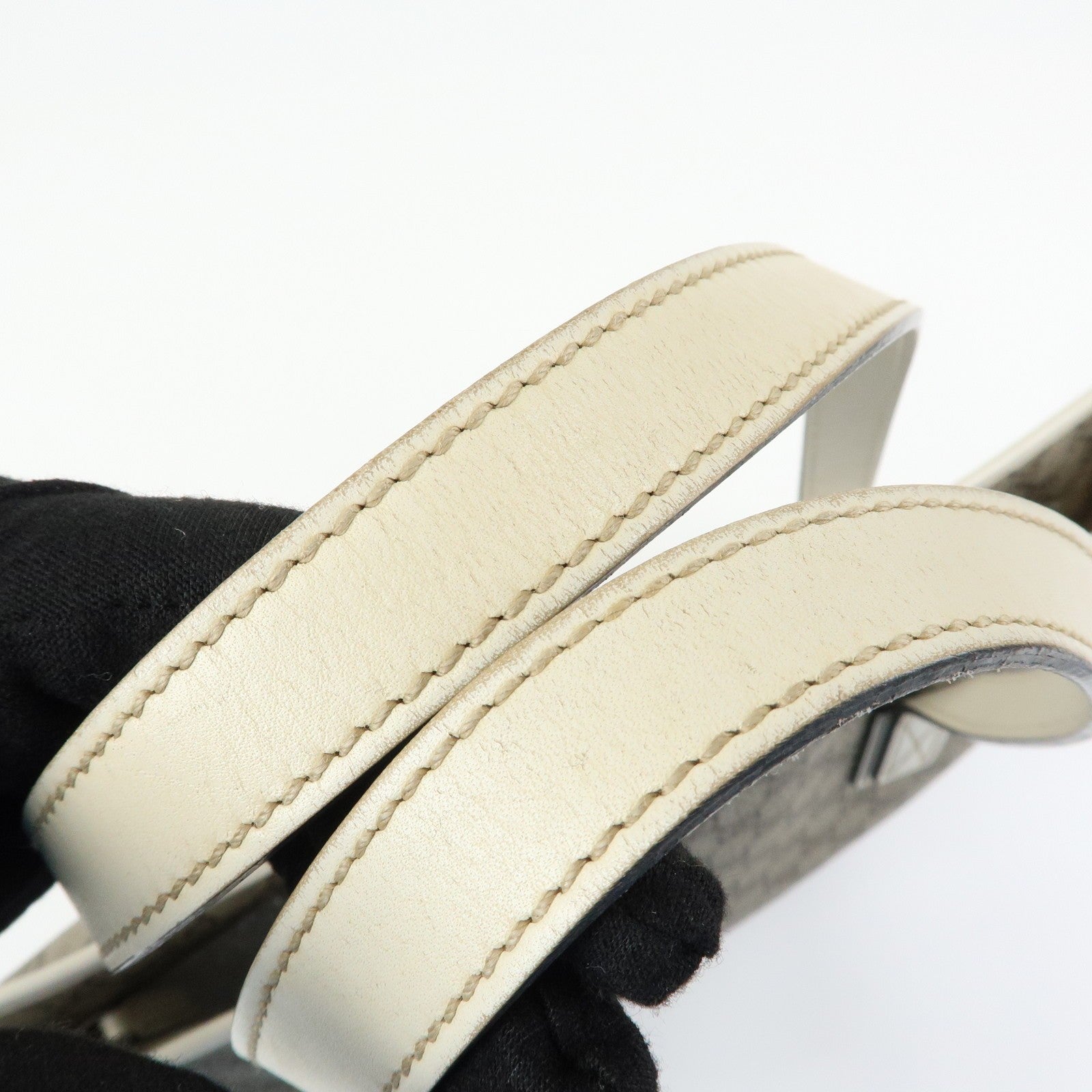 Gucci Tote Bag - Beige White, GG Supreme Leather 