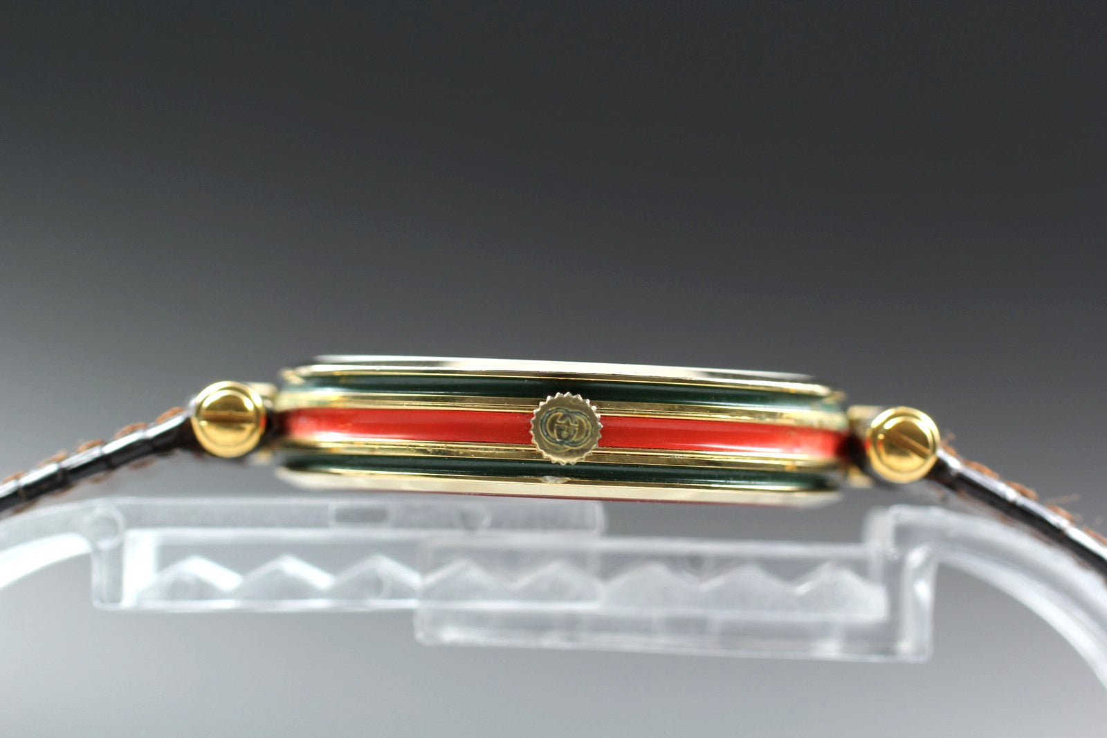Gucci 2000M Watch - Gold, Stainless Steel