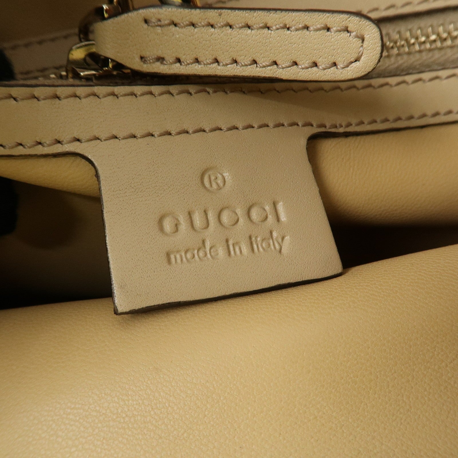 Gucci Tote Bag - Beige, Black, Haraco Leather