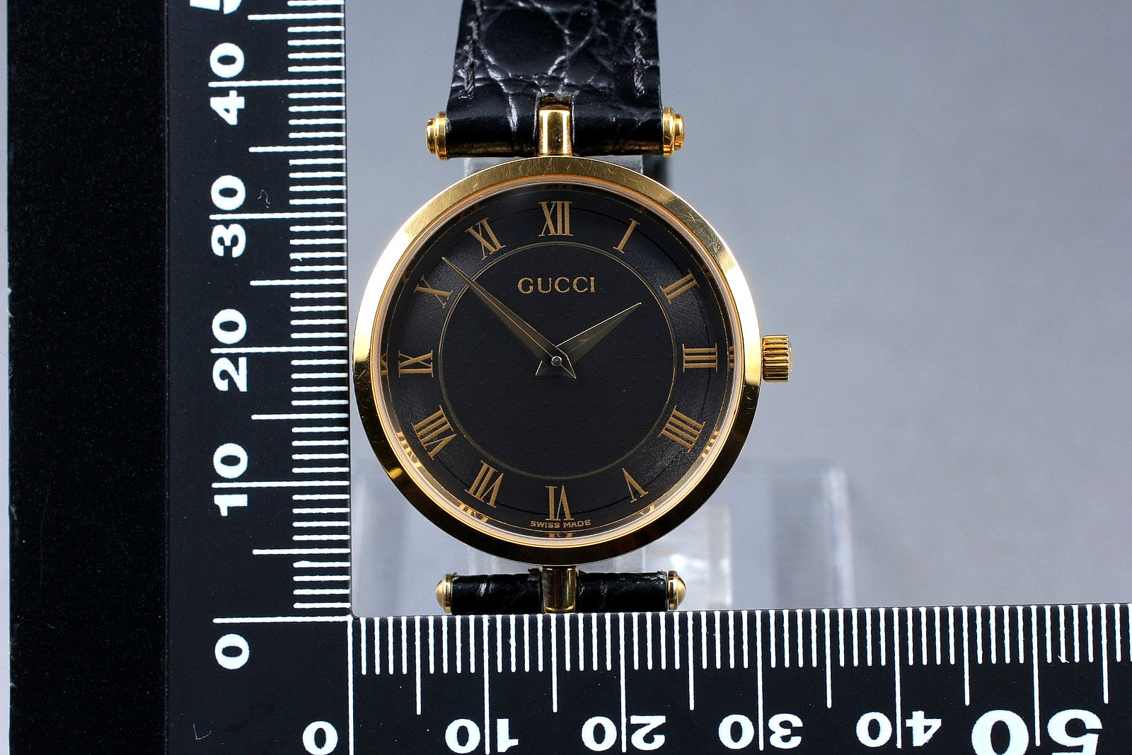 Gucci 2040M Wristwatch - Gold Black, Stainless Steel