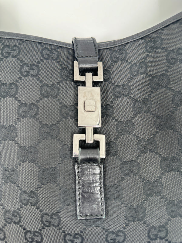 Jeckie hand and shoulder bag 