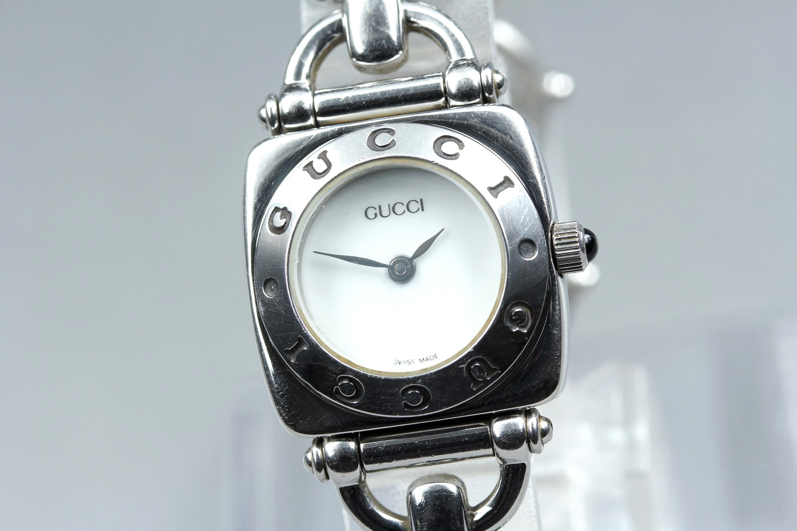 Gucci 6400L Wristwatch - Silver, Stainless Steel
