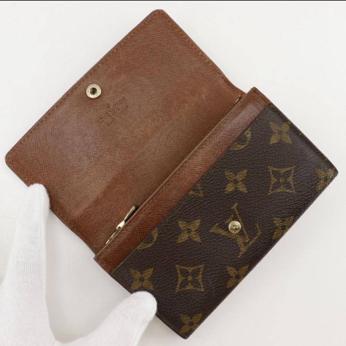 LOUIS VUITTON Portonet Zip Bi-Fold Wallet