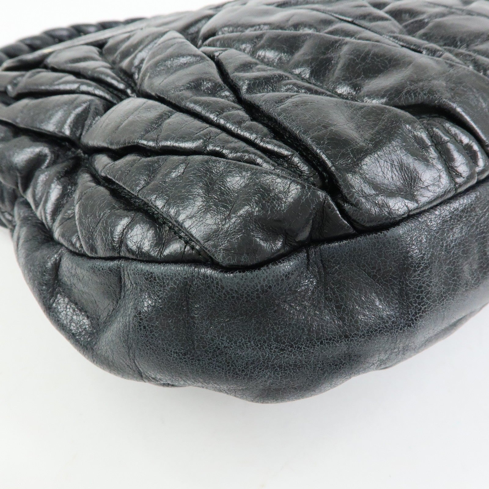 Miu Miu Matelasse Hand Bag - Black, Leather 