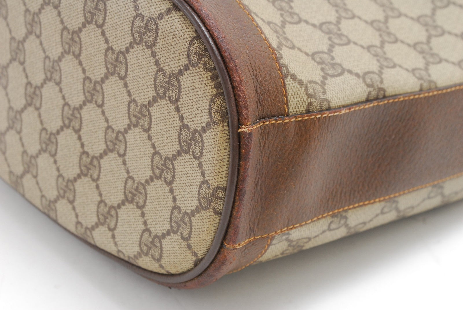 Gucci GG Supreme Drawstring Shoulder Bag - Brown, PVC Leather 