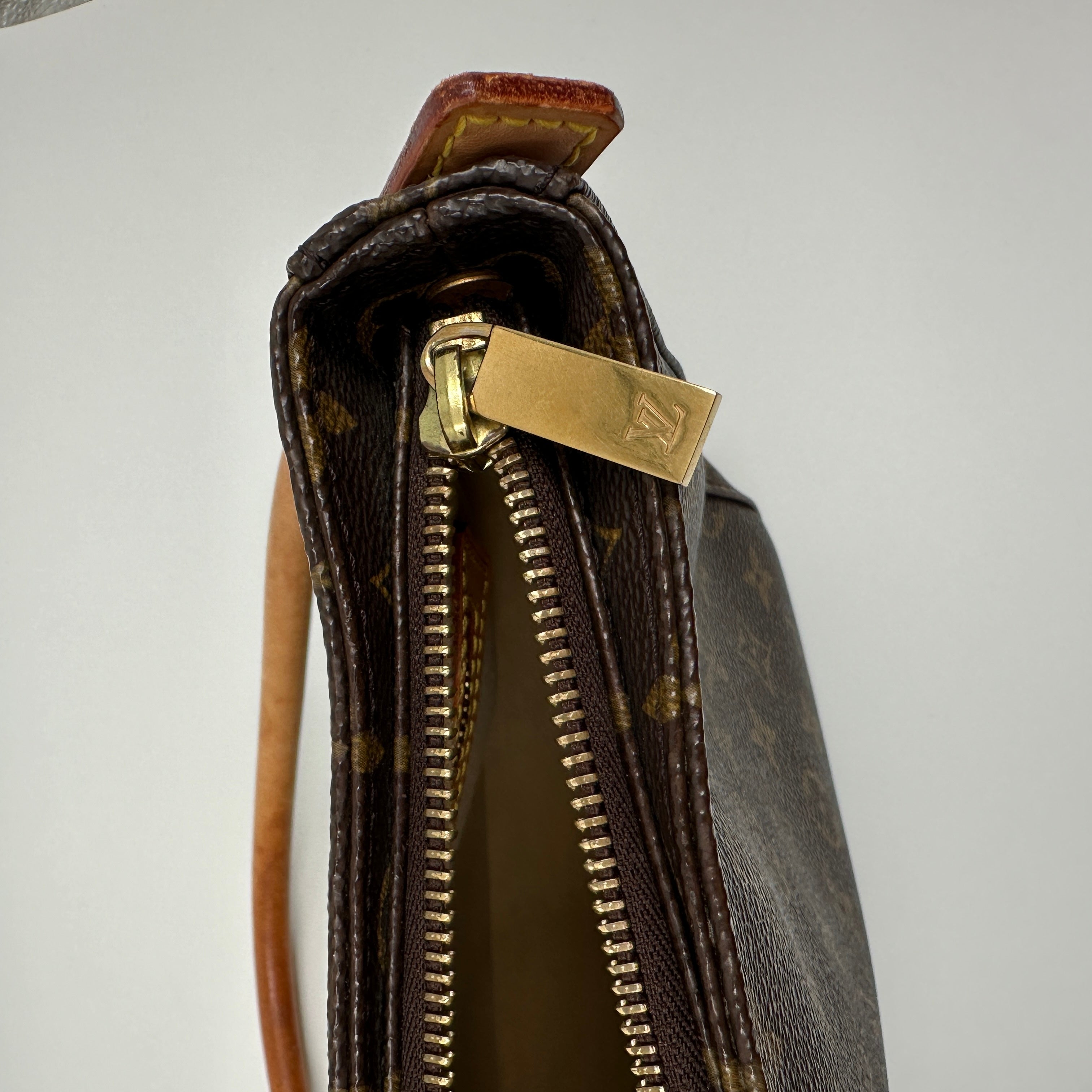 Monogram Looping MM Shoulder Bag