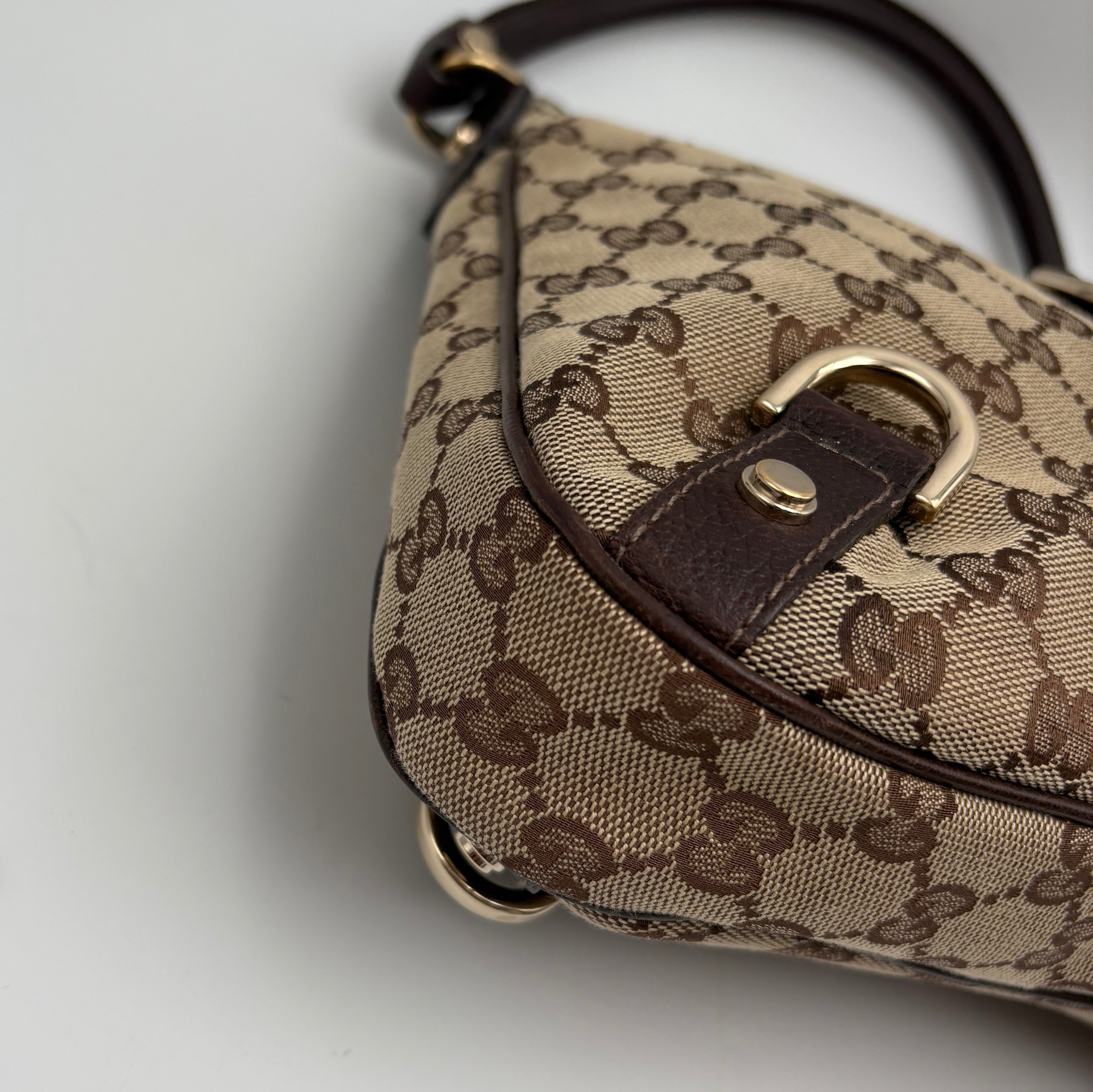 GUCCI ABBEY GG CANVAS LEATHER SHOULDER BAG