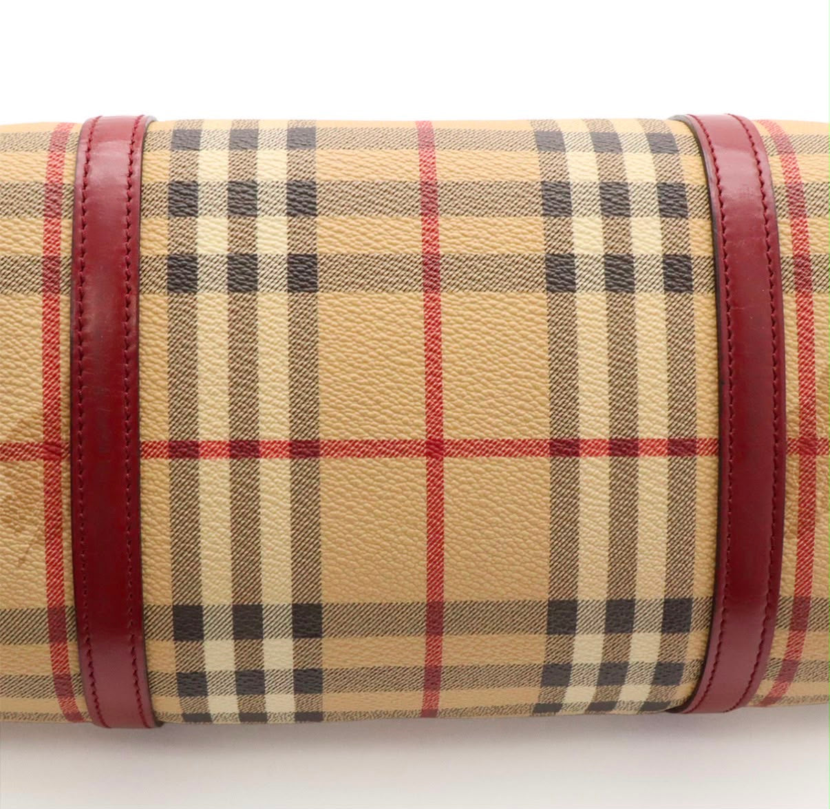 Burberry round bag- red- קשה מאד להשגה!