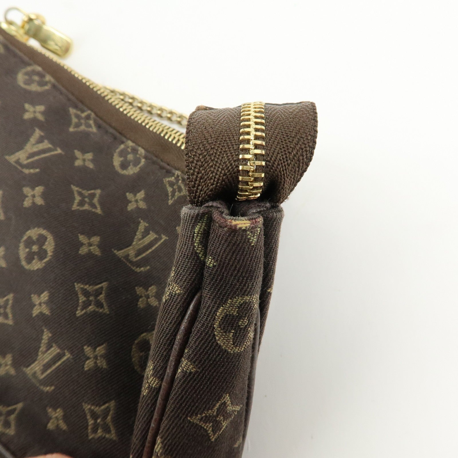 Louis Vuitton Monogram Mini Lin Pouch - Ebene, Canvas