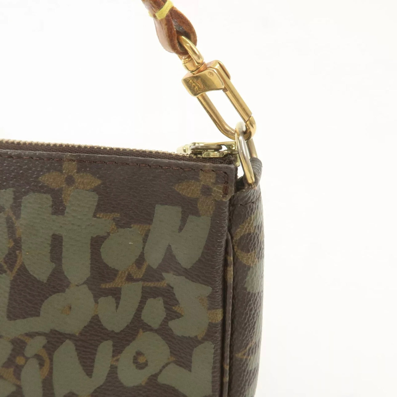 Louis Vuitton Graffiti Pochette Accessoires